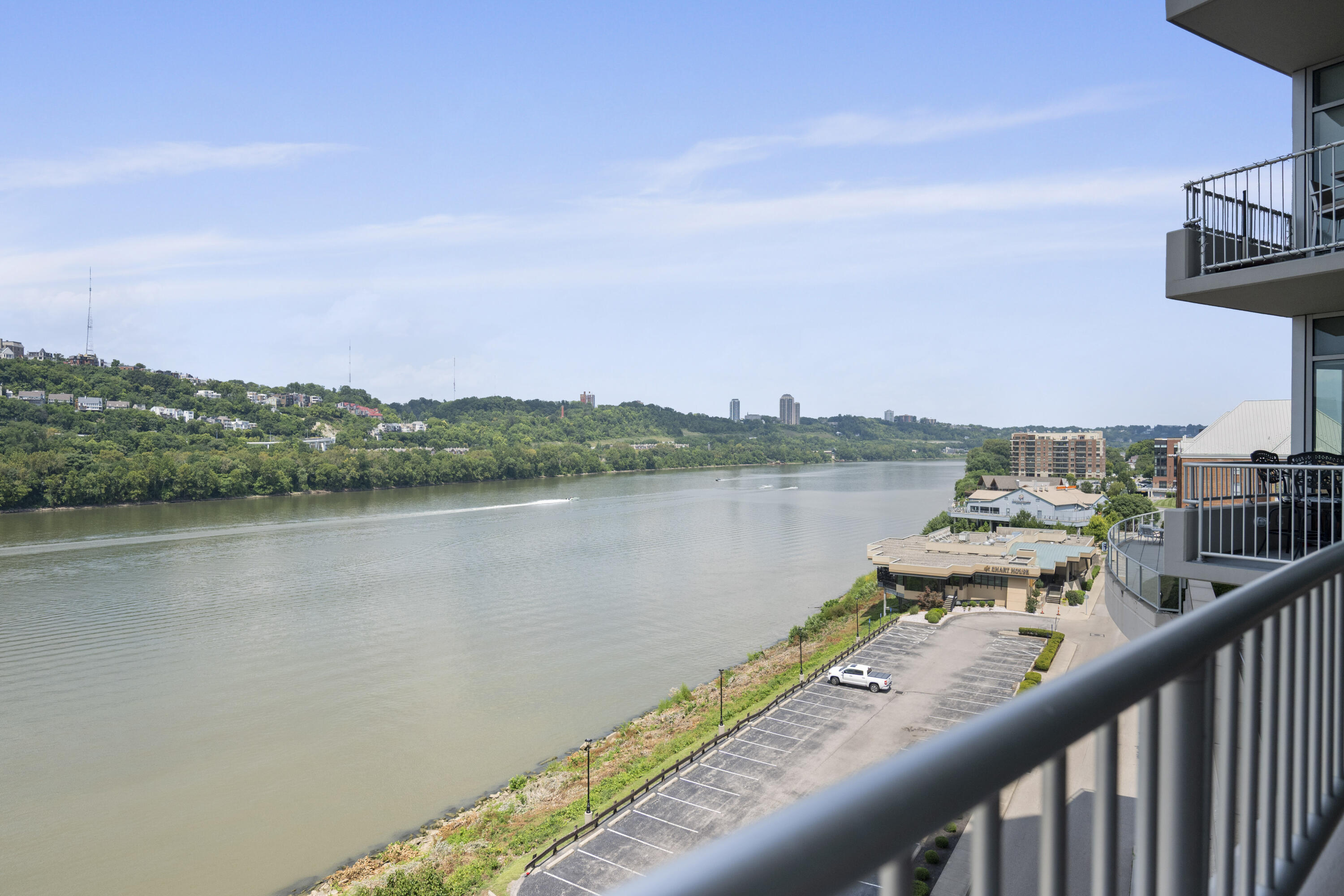 400 Riverboat Row, 603
