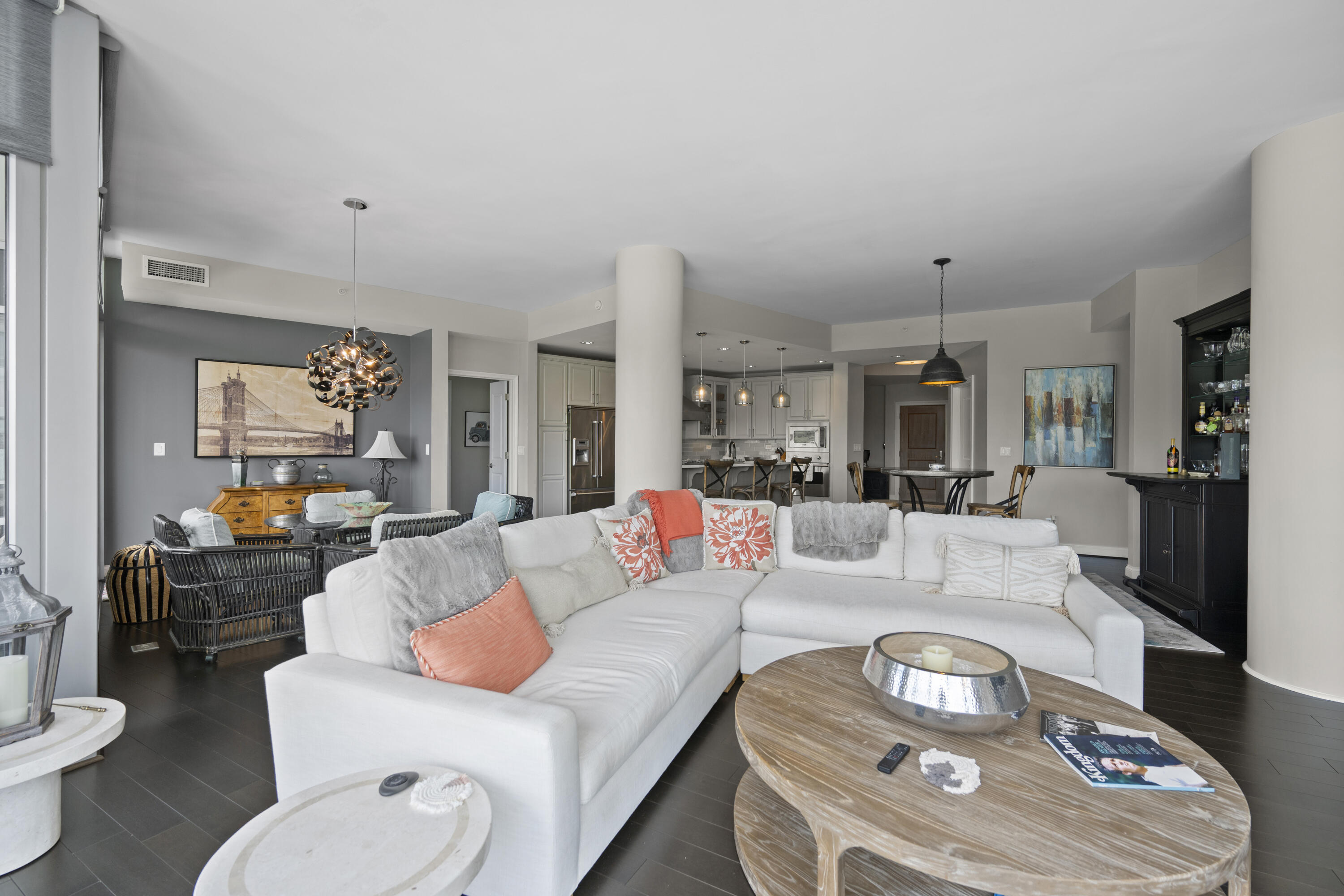 400 Riverboat Row, 603