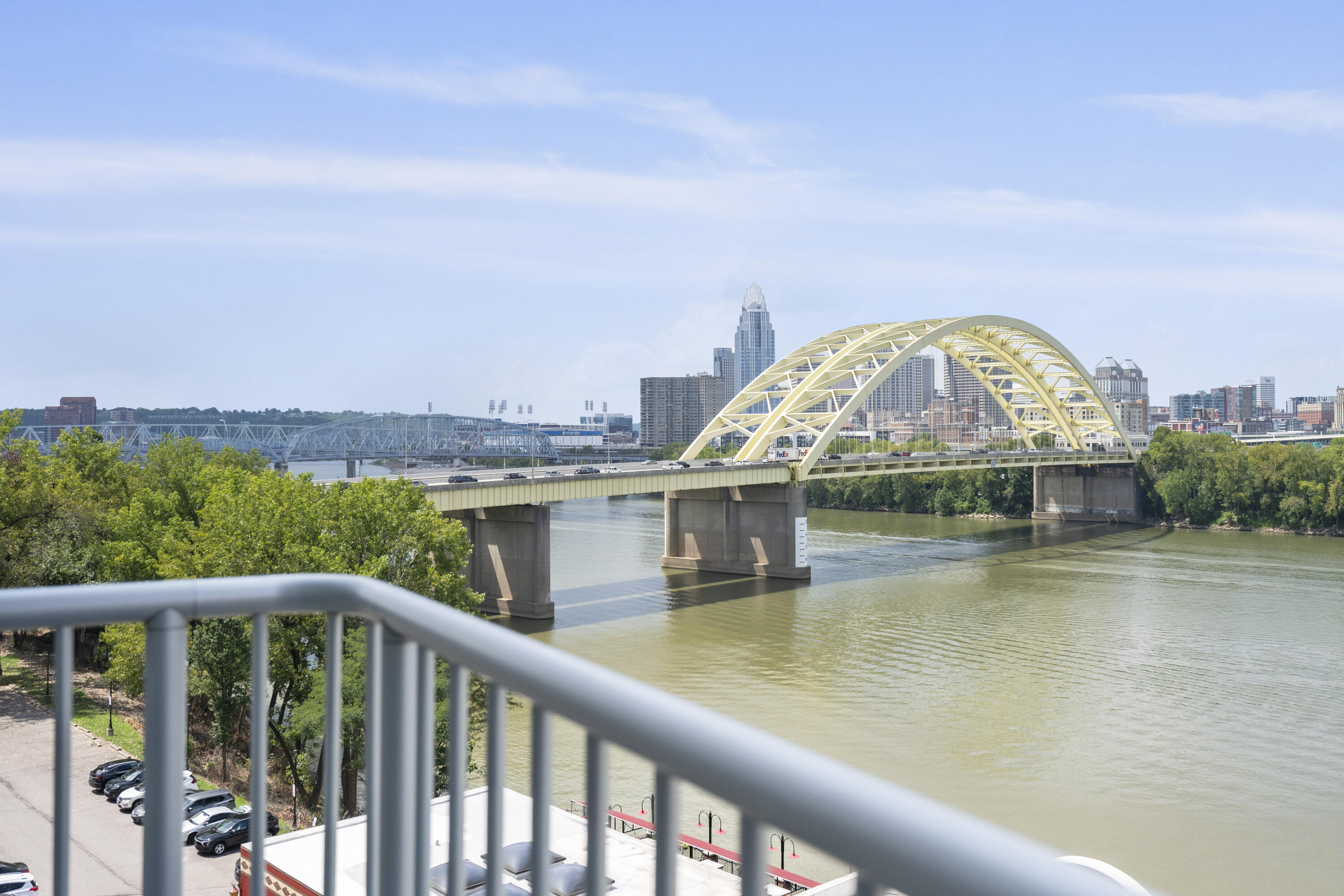 400 Riverboat Row, 603