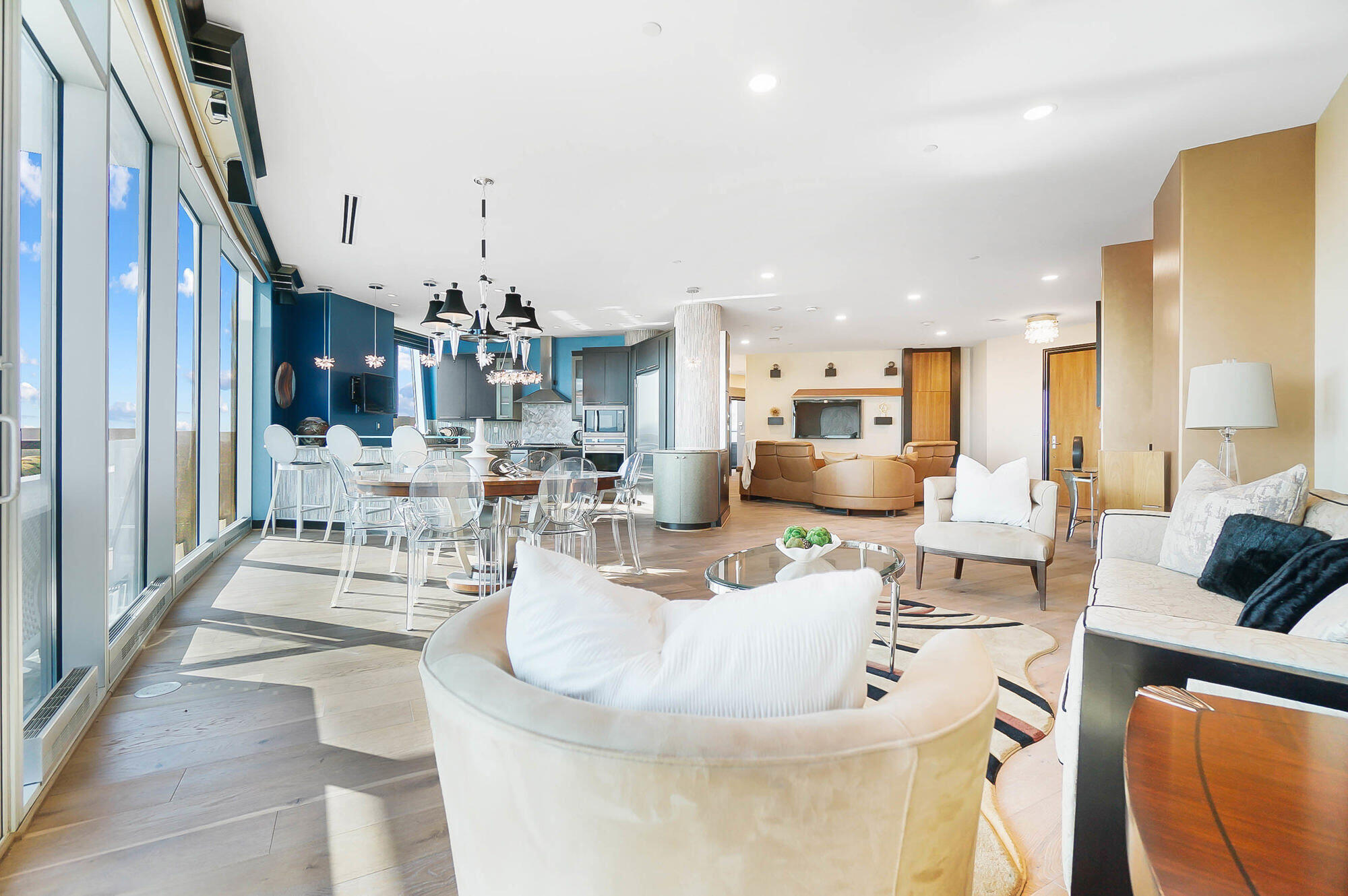 1 Roebling Way, 1506