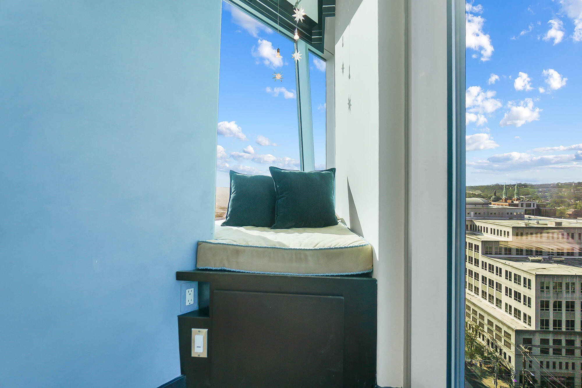 1 Roebling Way, 1506