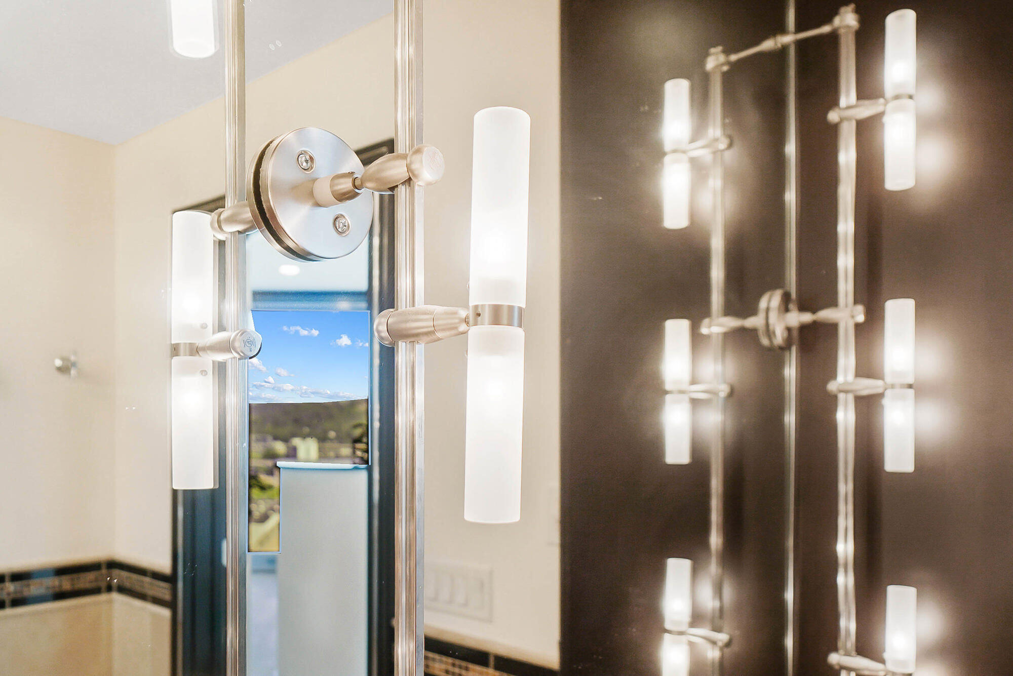 1 Roebling Way, 1506