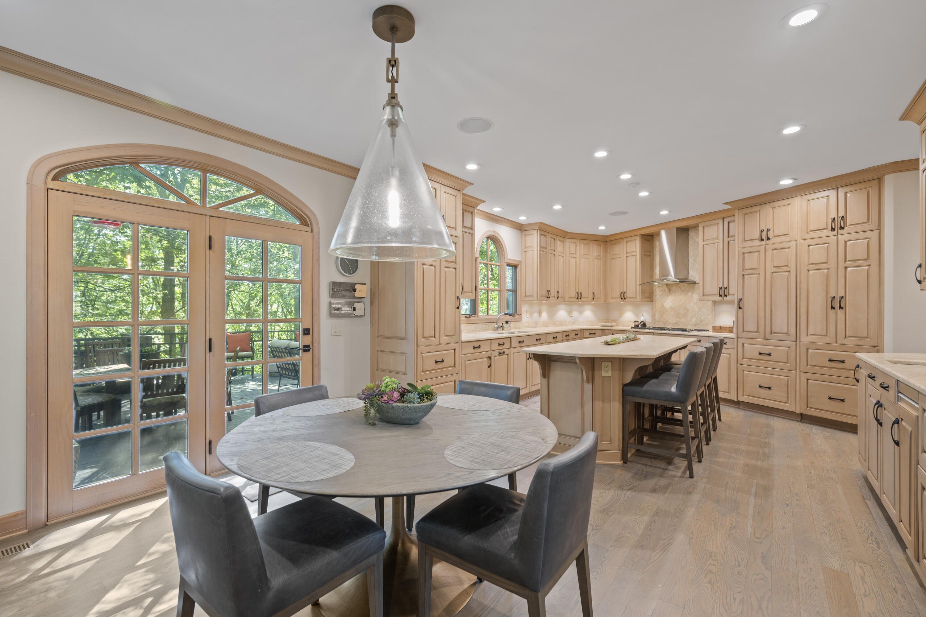 1960 Edenderry Drive