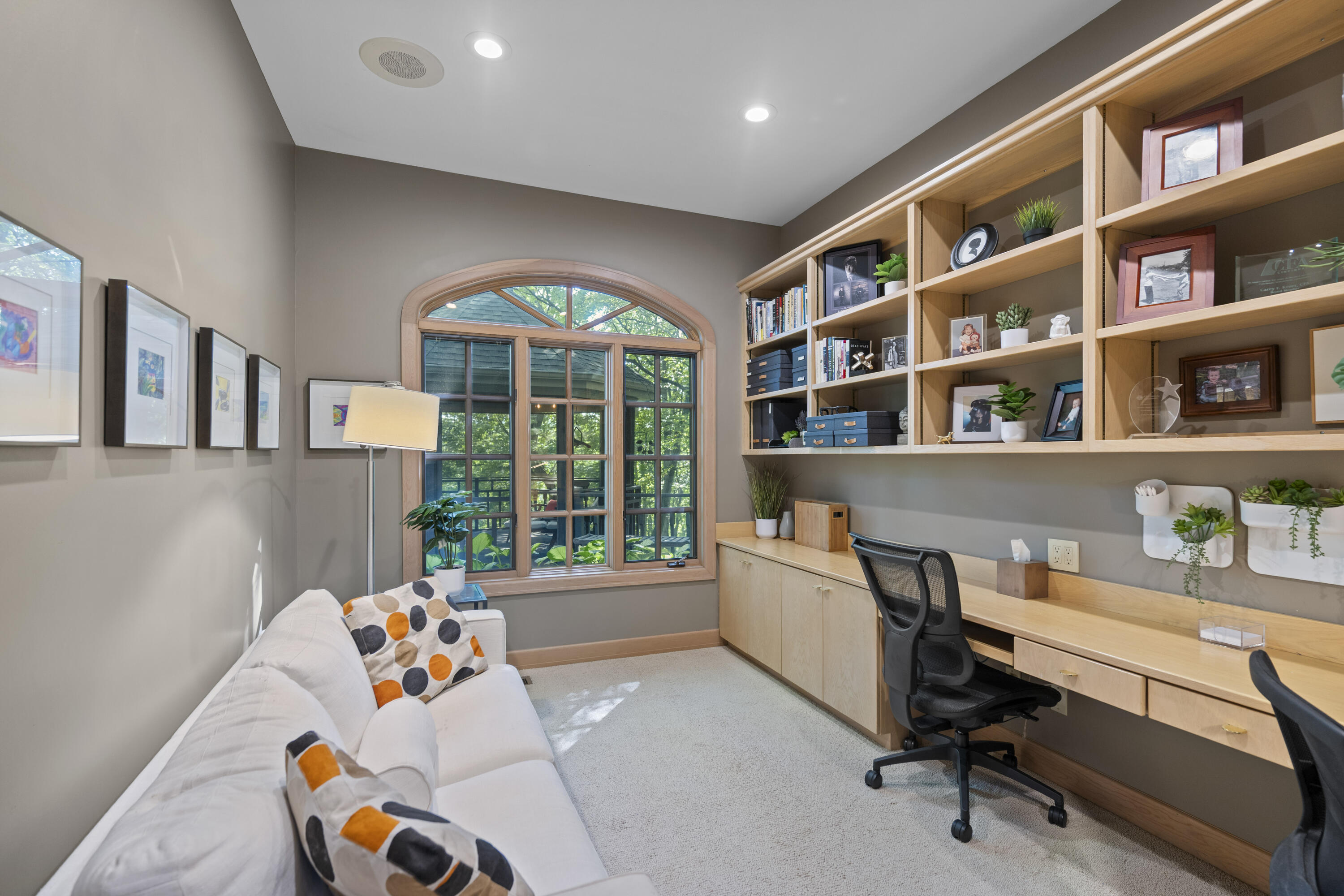 1960 Edenderry Drive