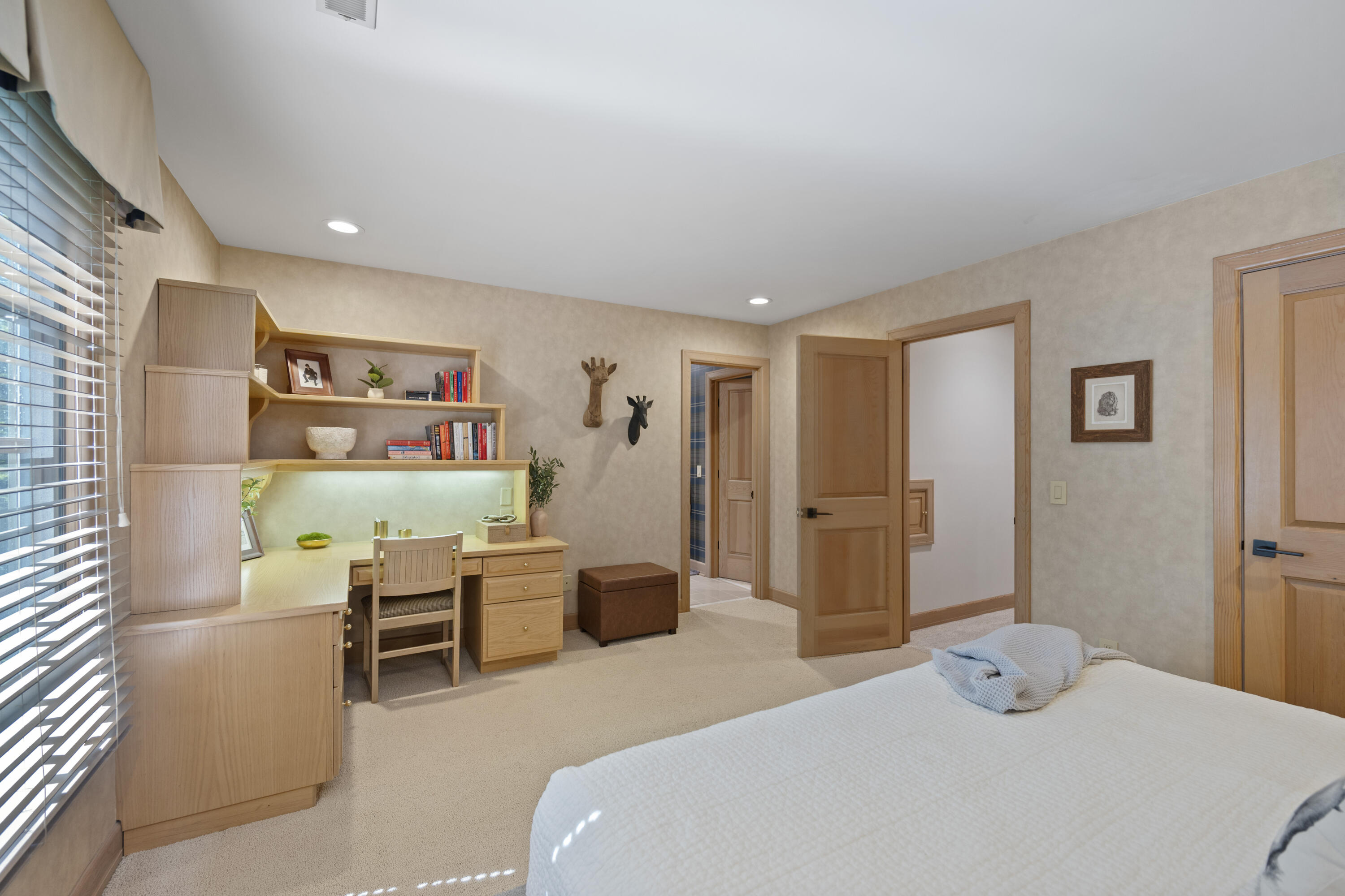 1960 Edenderry Drive