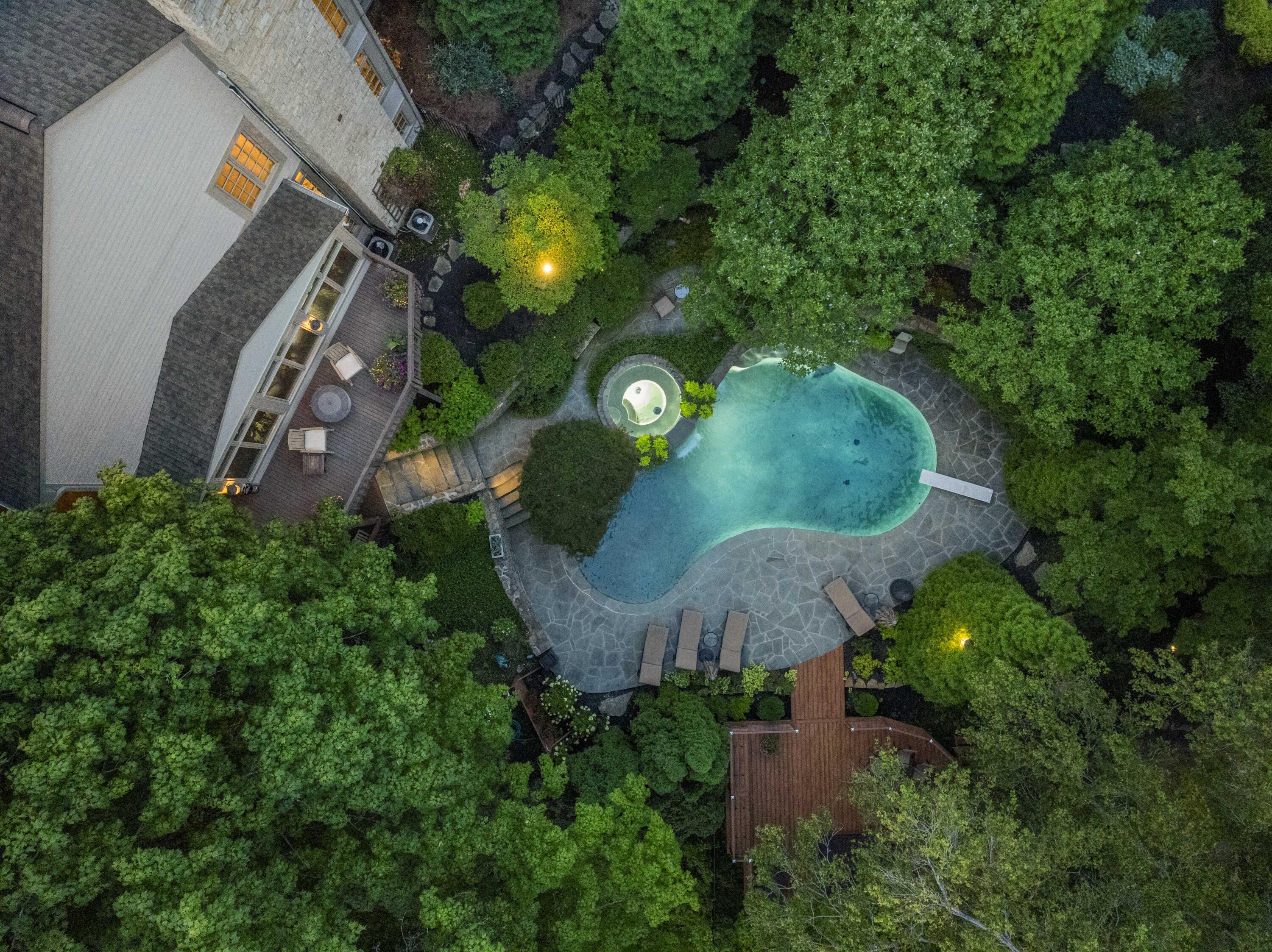 1960 Edenderry Drive