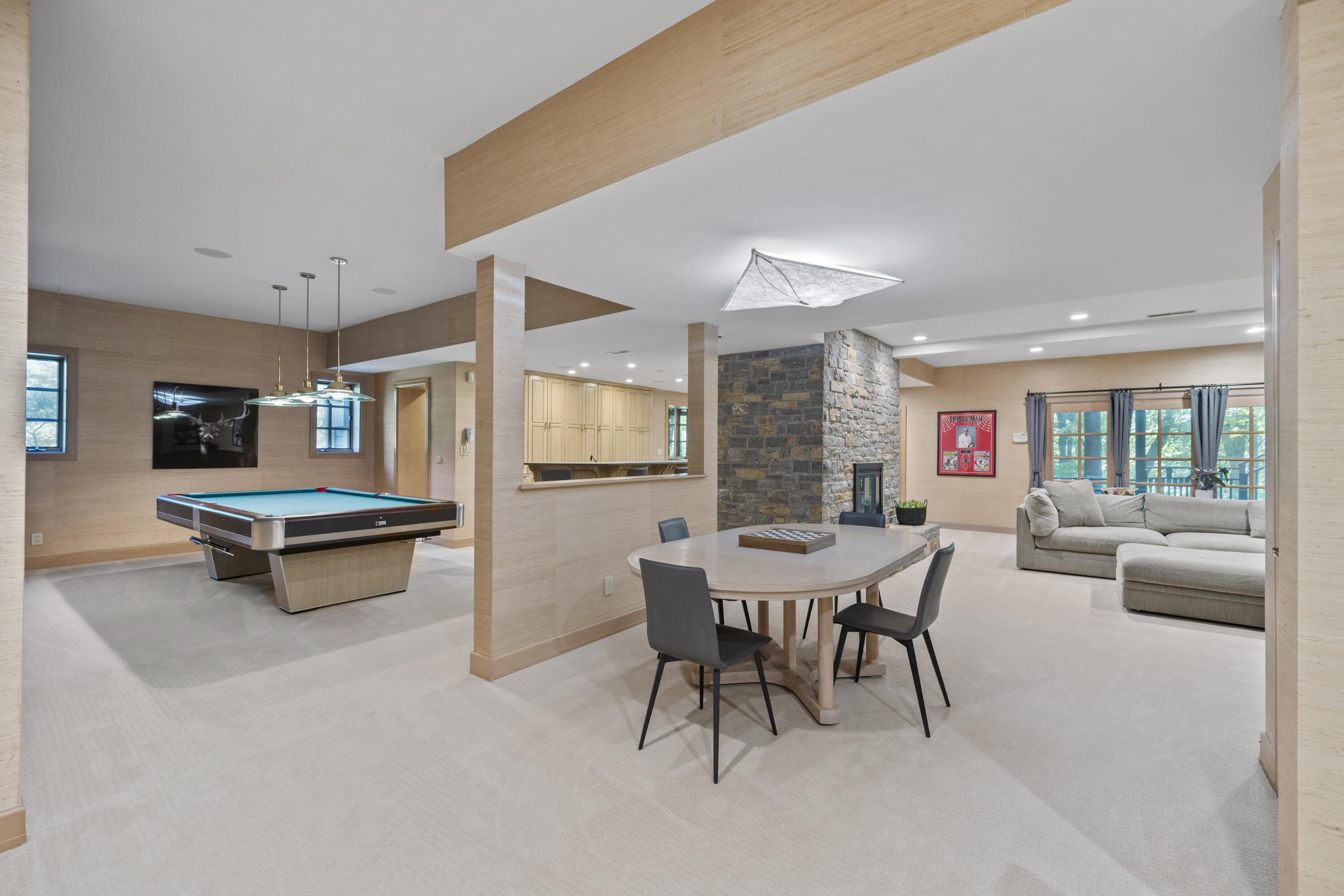 1960 Edenderry Drive