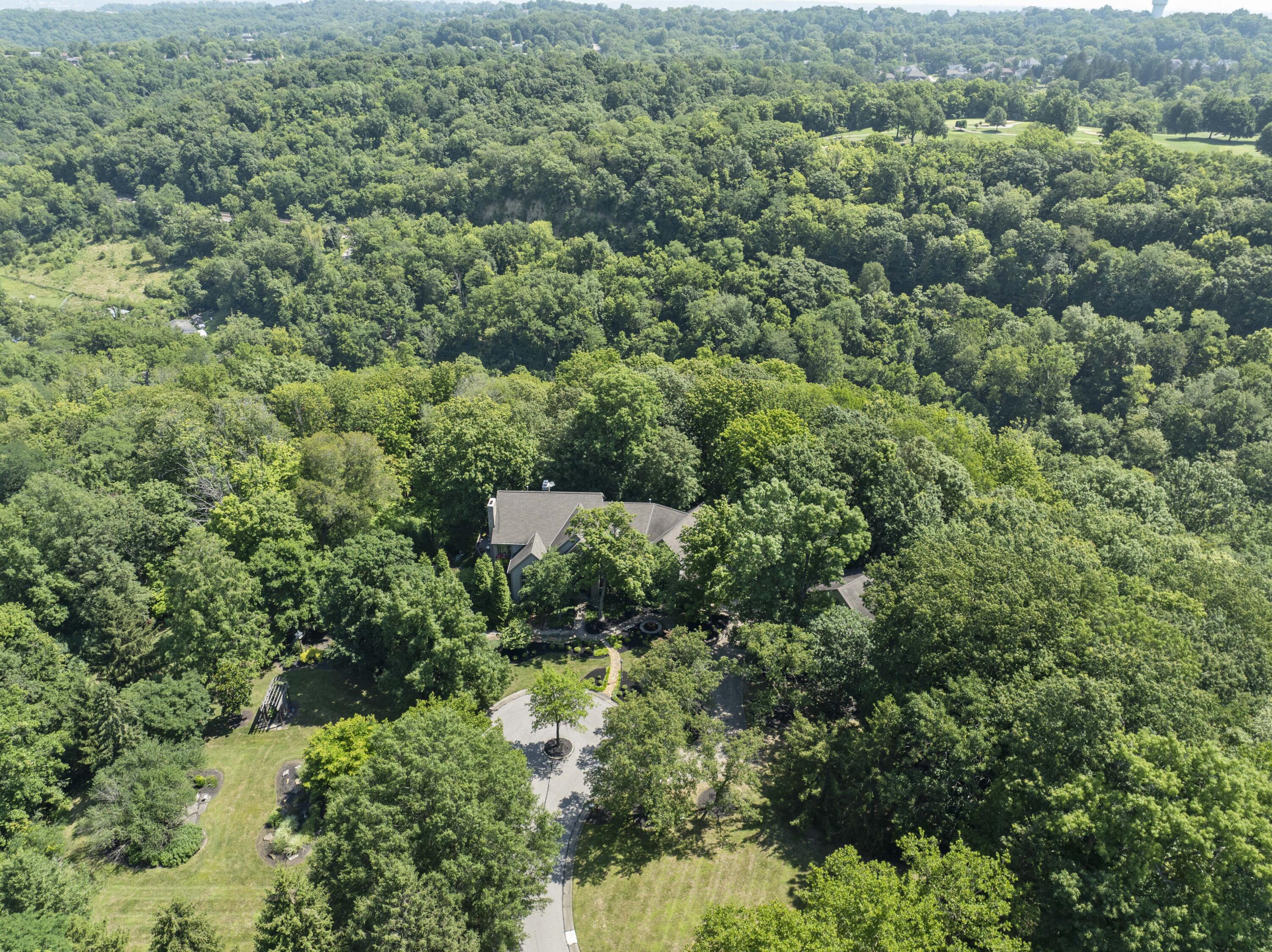 1960 Edenderry Drive