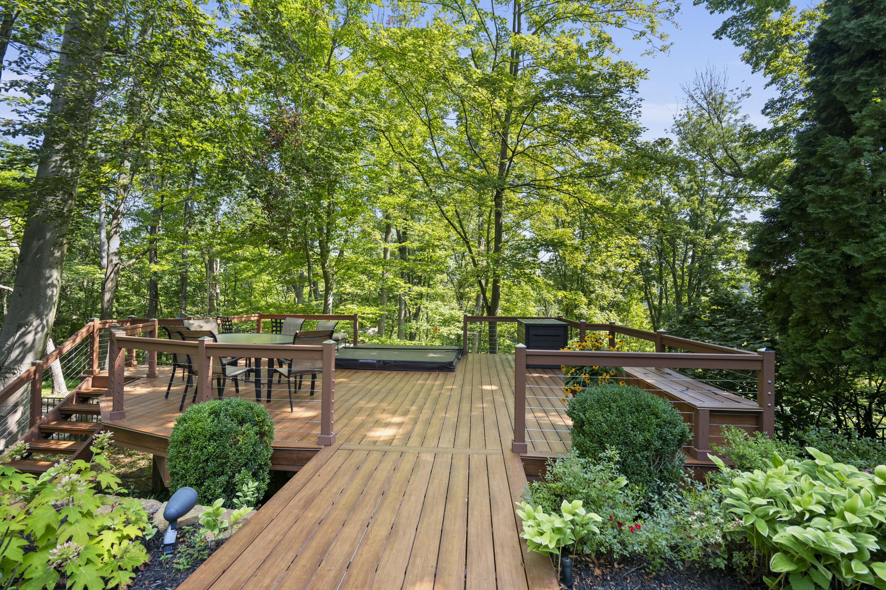 1960 Edenderry Drive