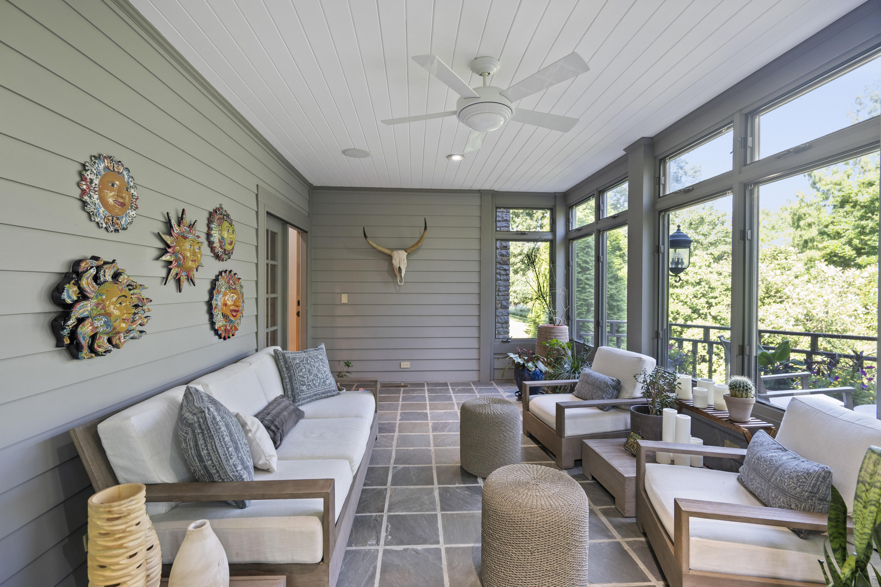 1960 Edenderry Drive