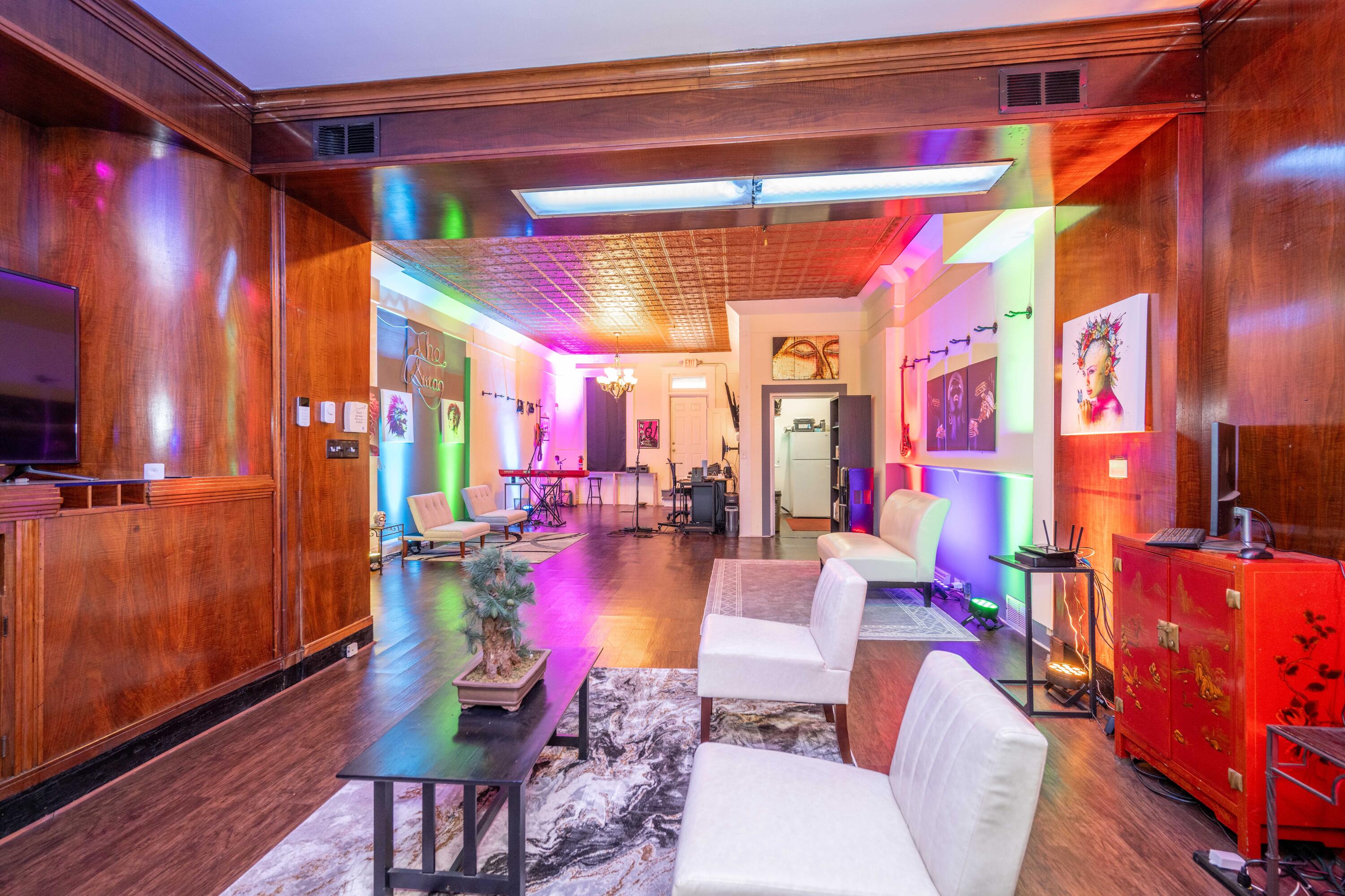 644 Monmouth Street, Newport