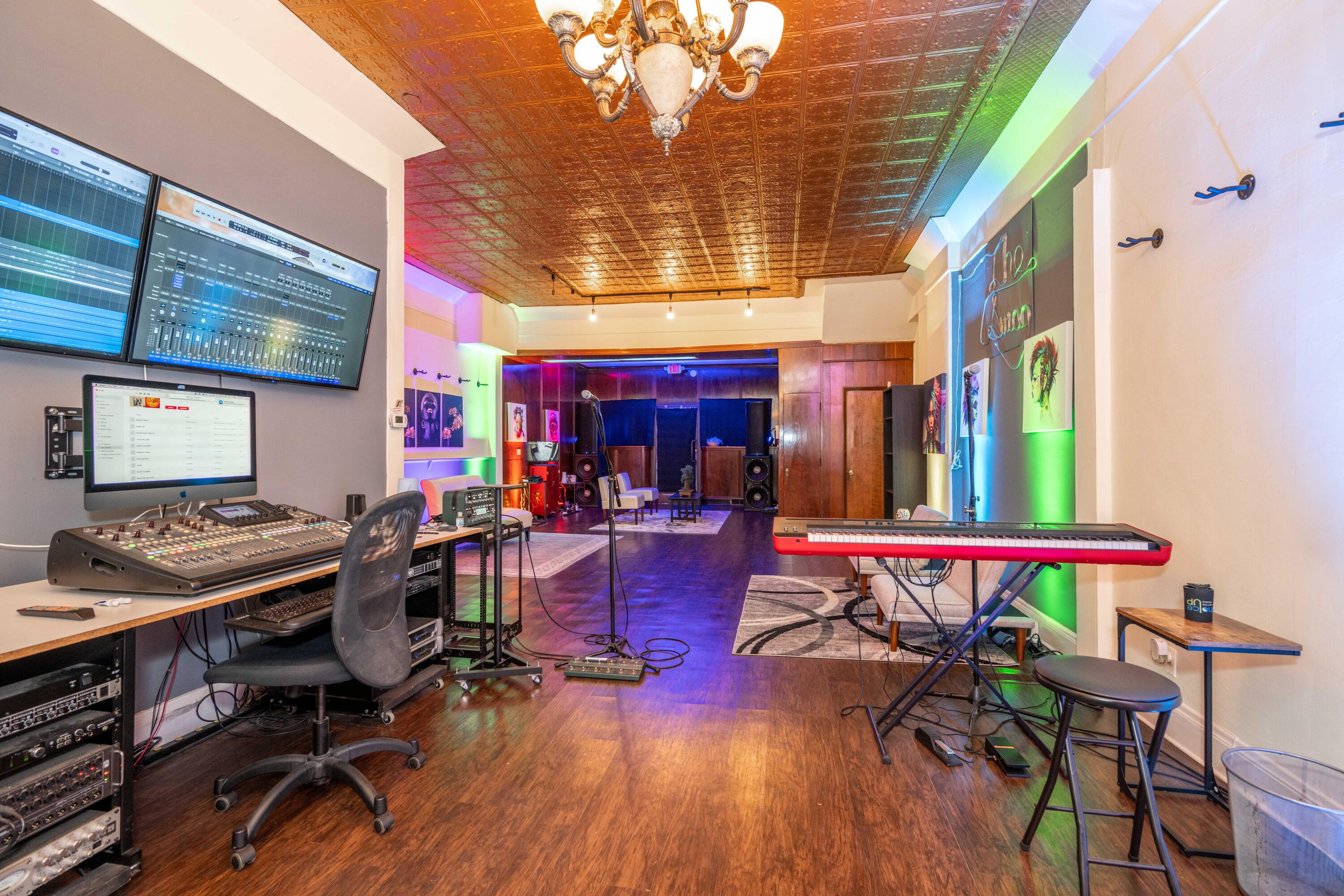 644 Monmouth Street, Newport