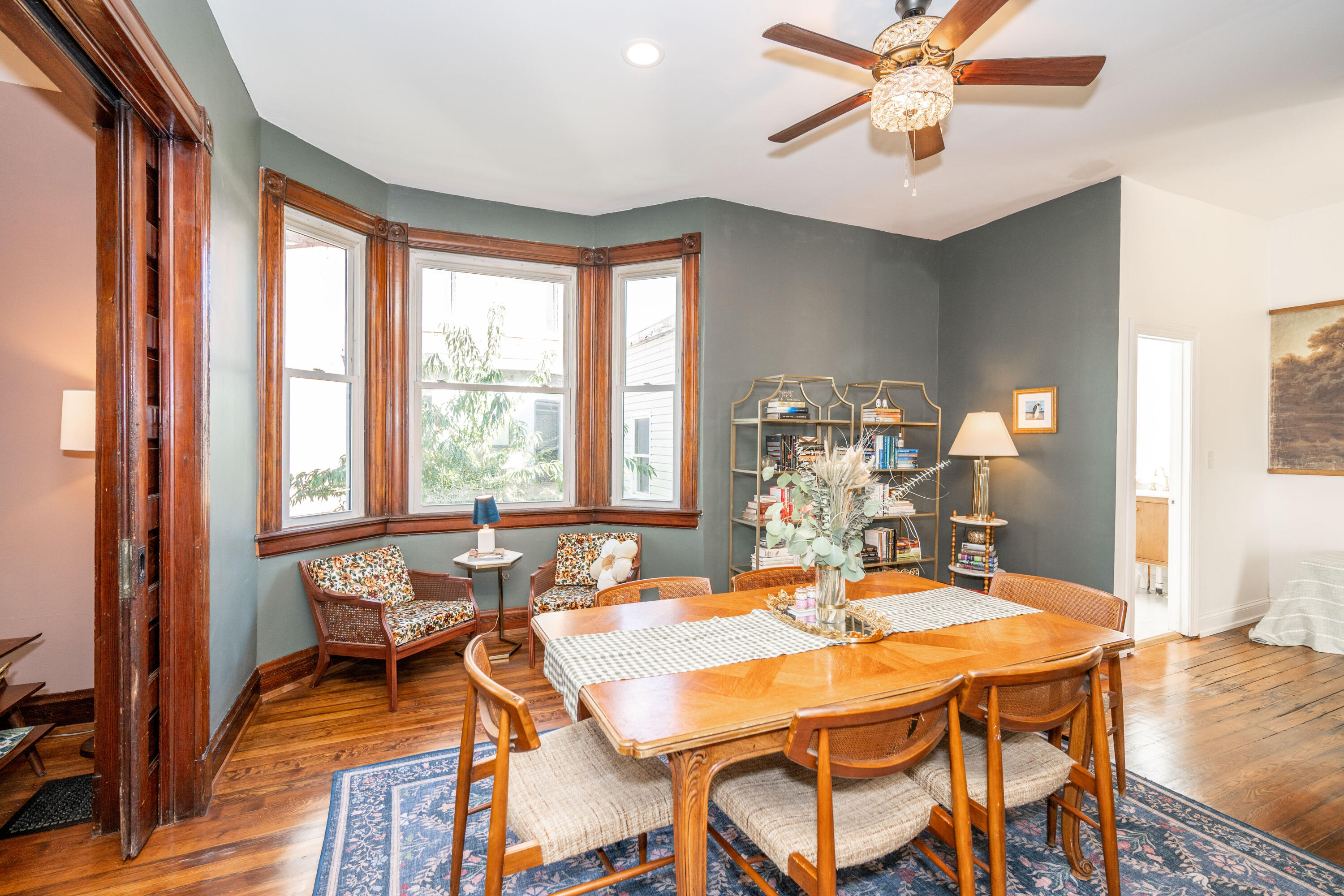 142 Highway Avenue, Ludlow