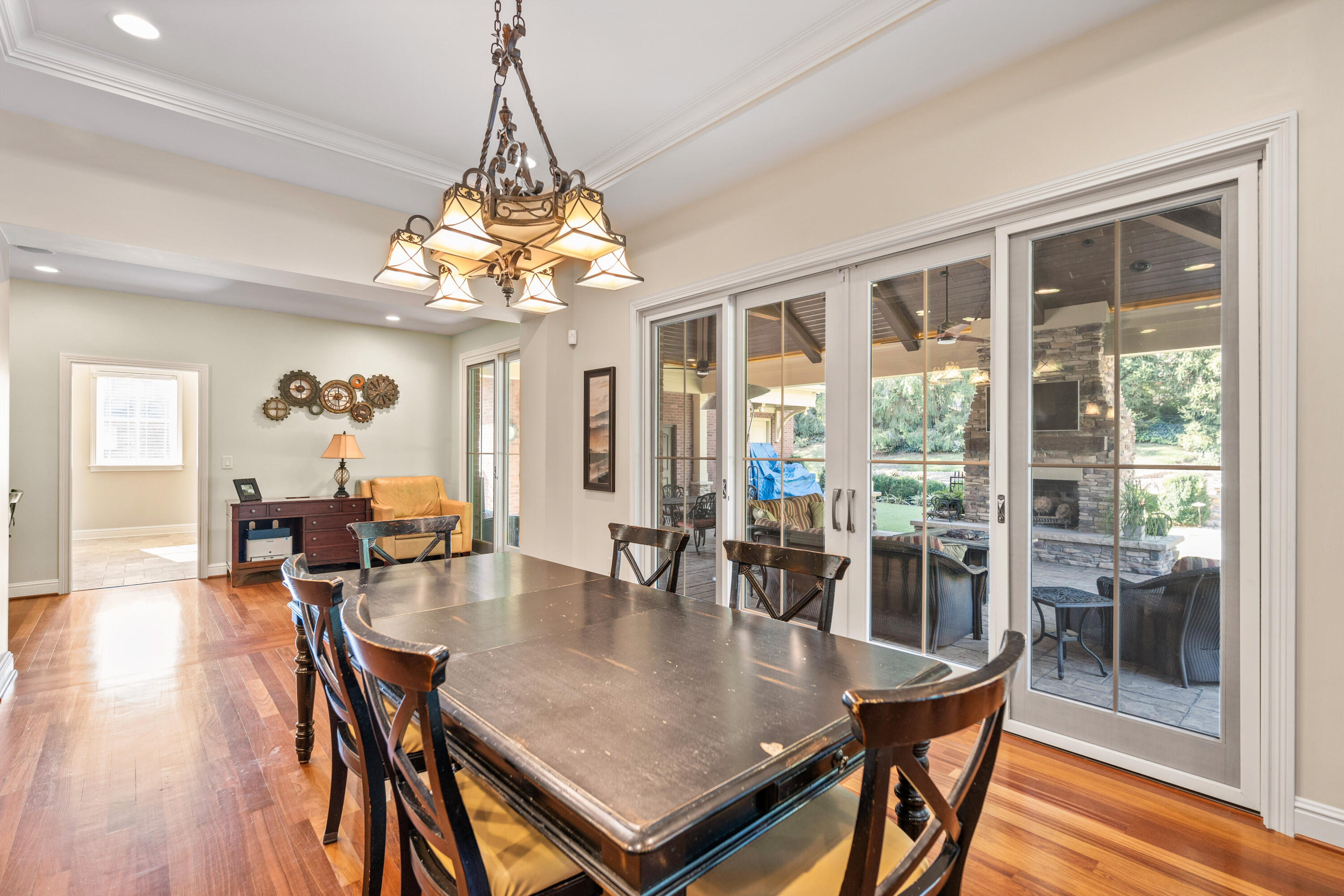 931 Squire Oaks Drive