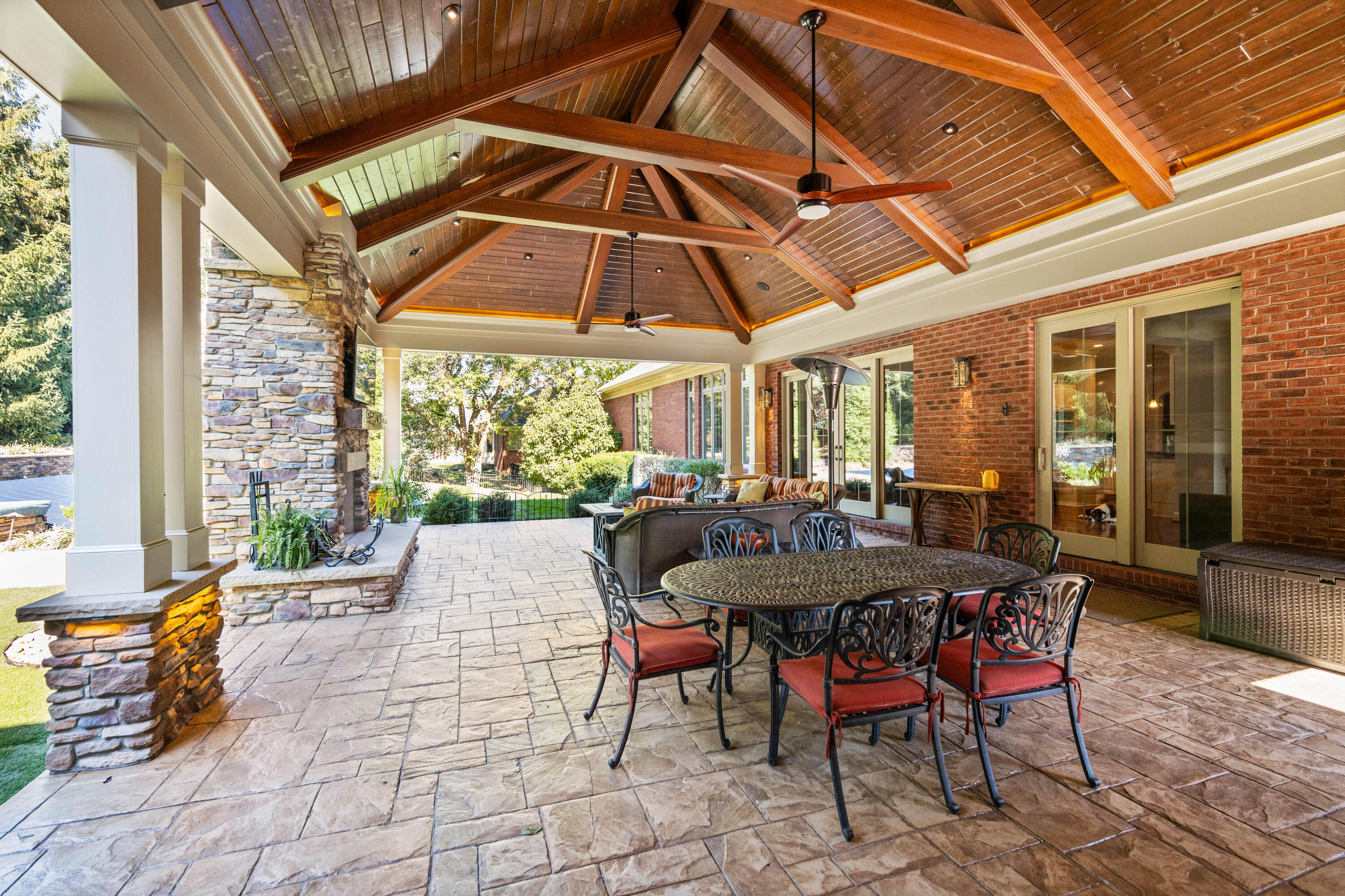 931 Squire Oaks Drive