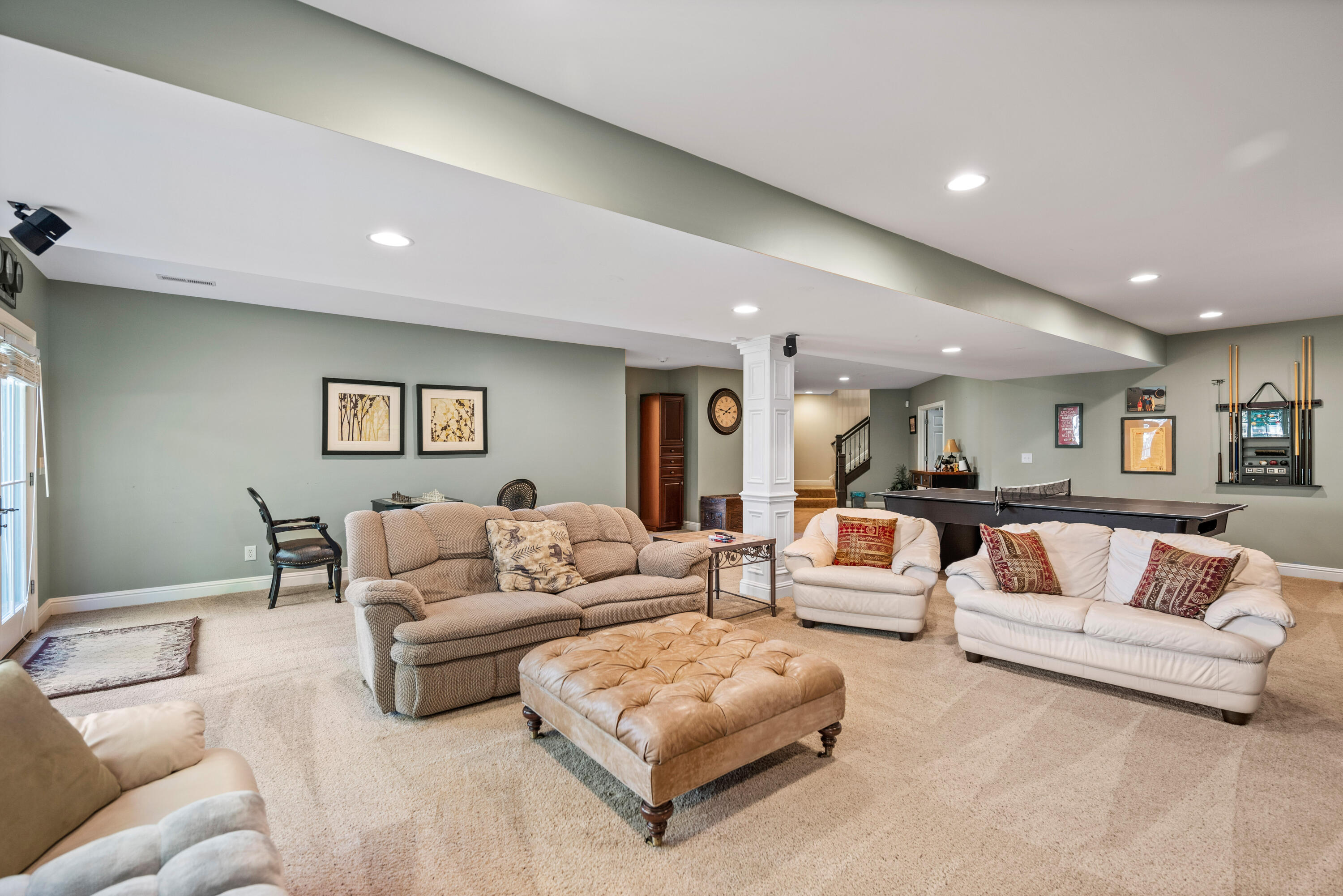 931 Squire Oaks Drive