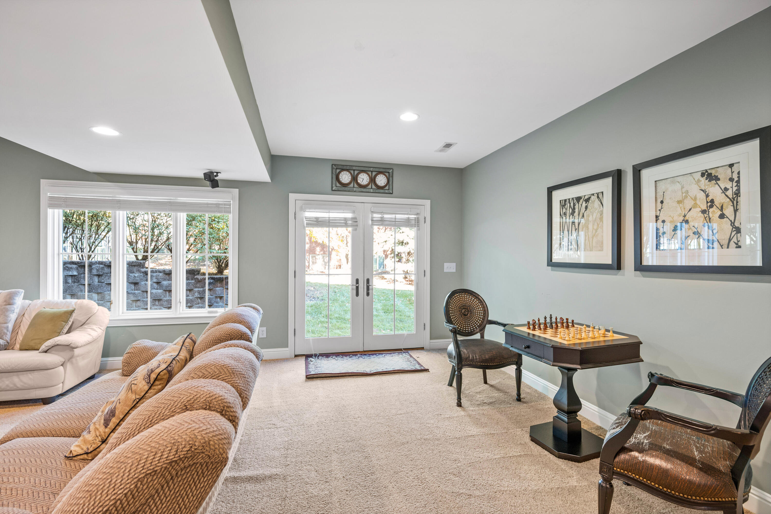 931 Squire Oaks Drive