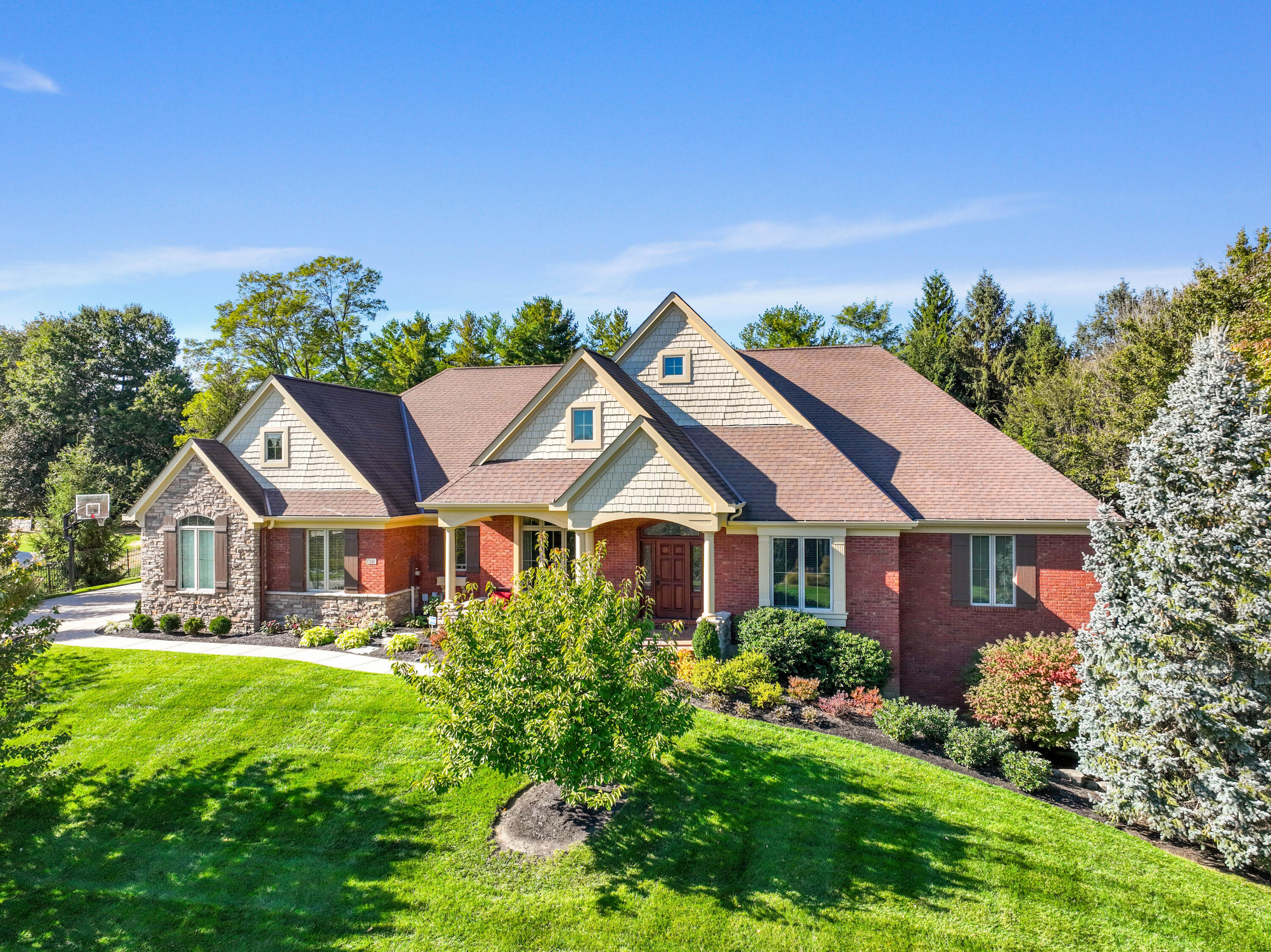 931 Squire Oaks Drive