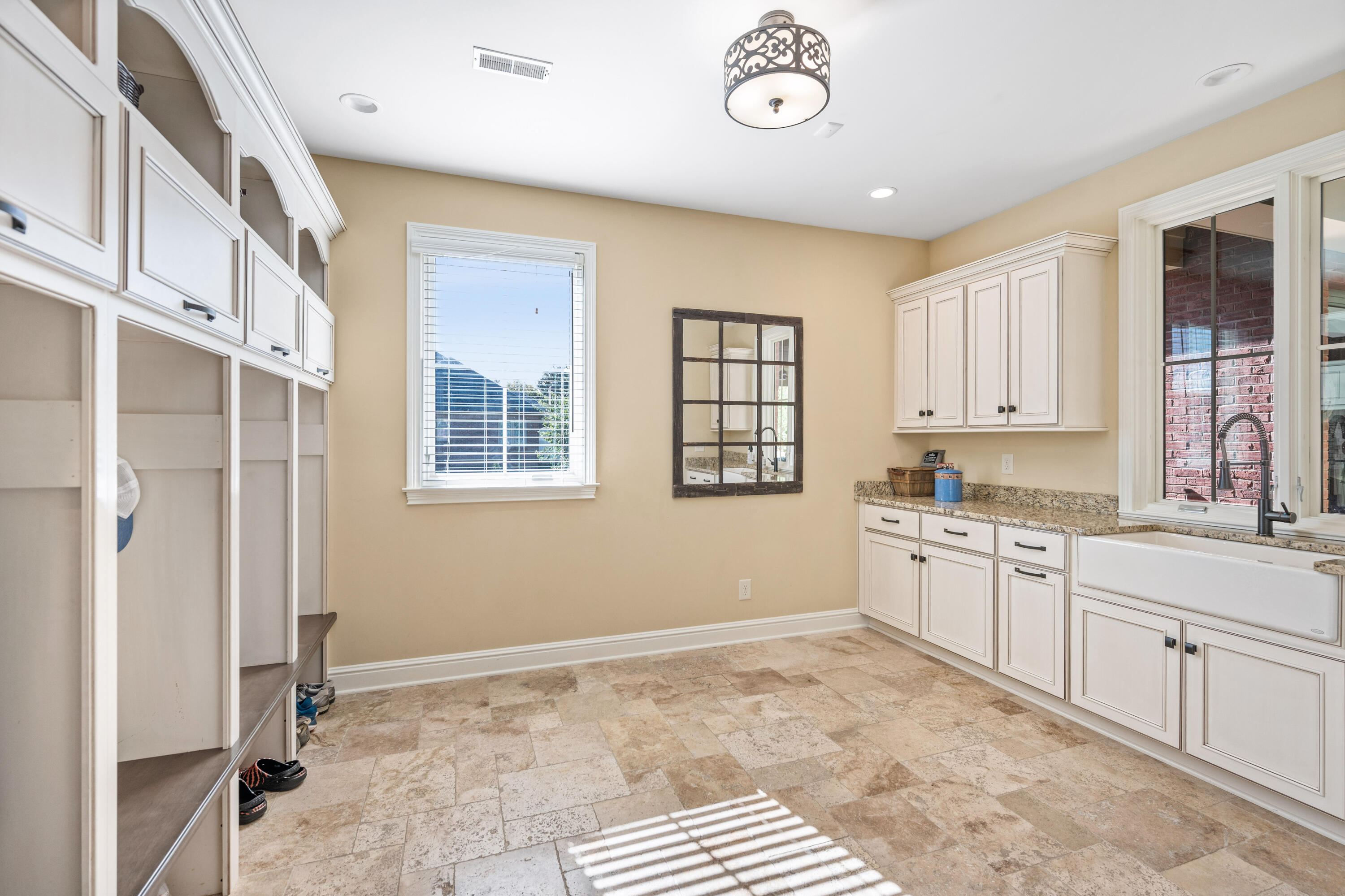 931 Squire Oaks Drive