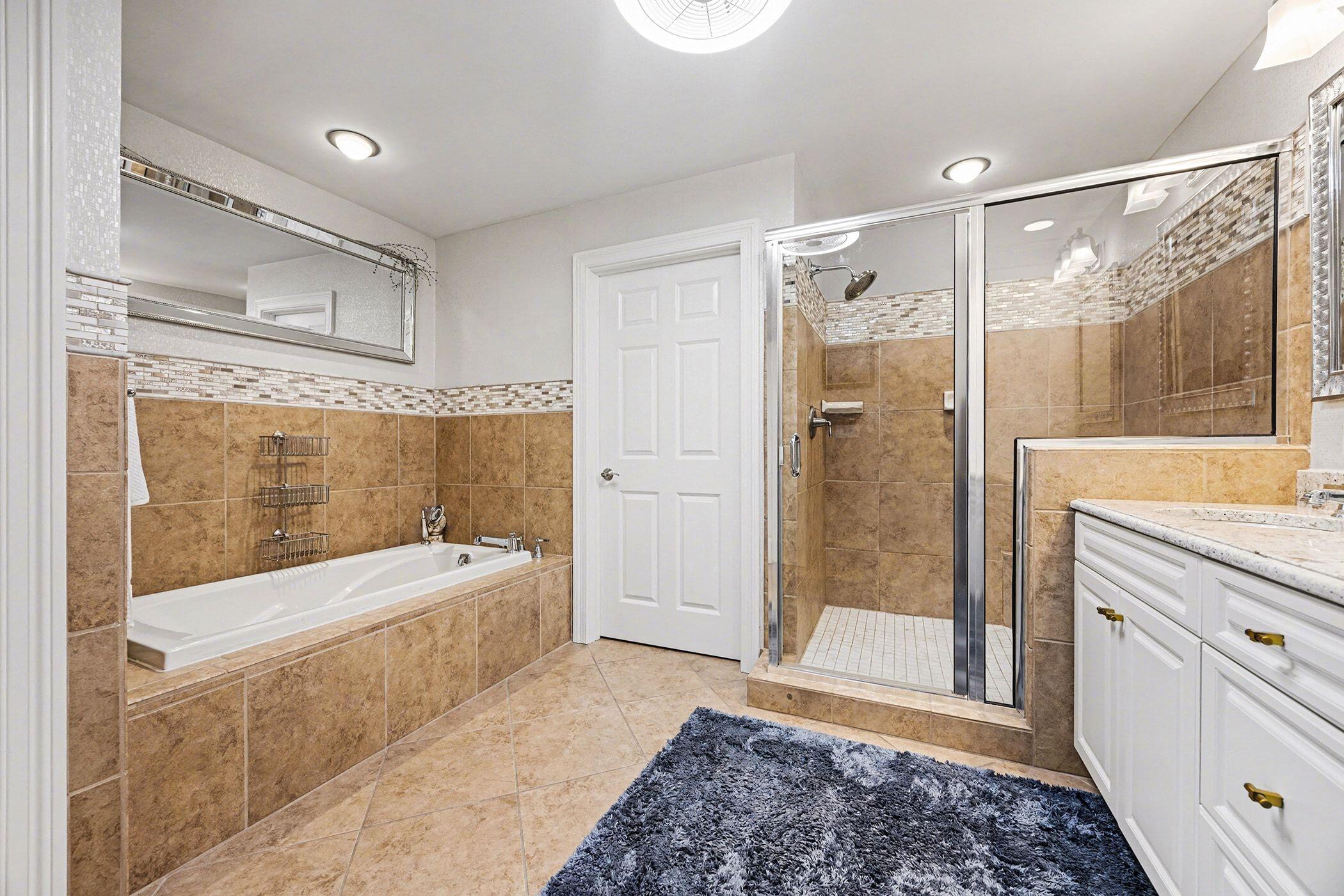 101 Harbor Greene Drive, W405