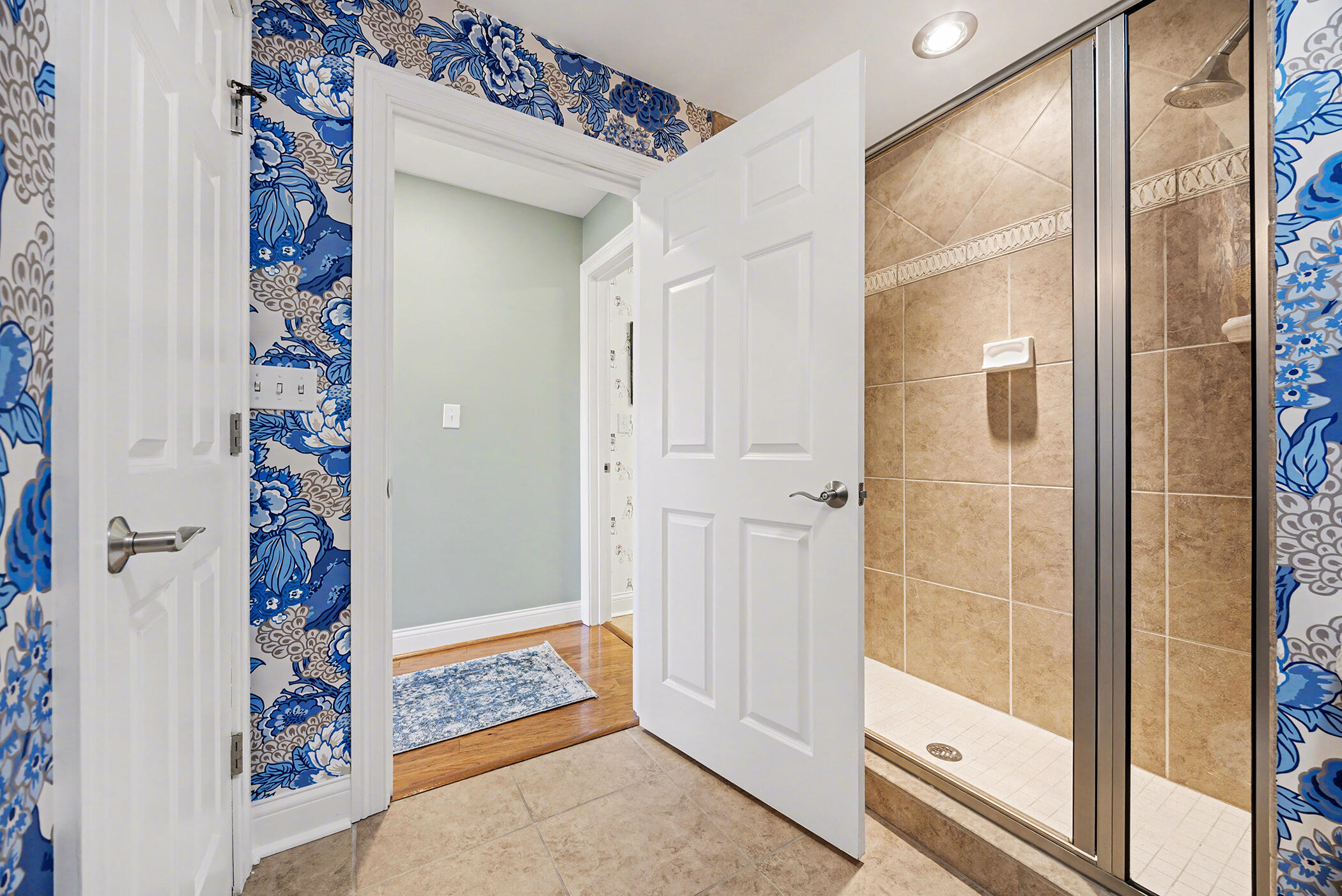 101 Harbor Greene Drive, W405