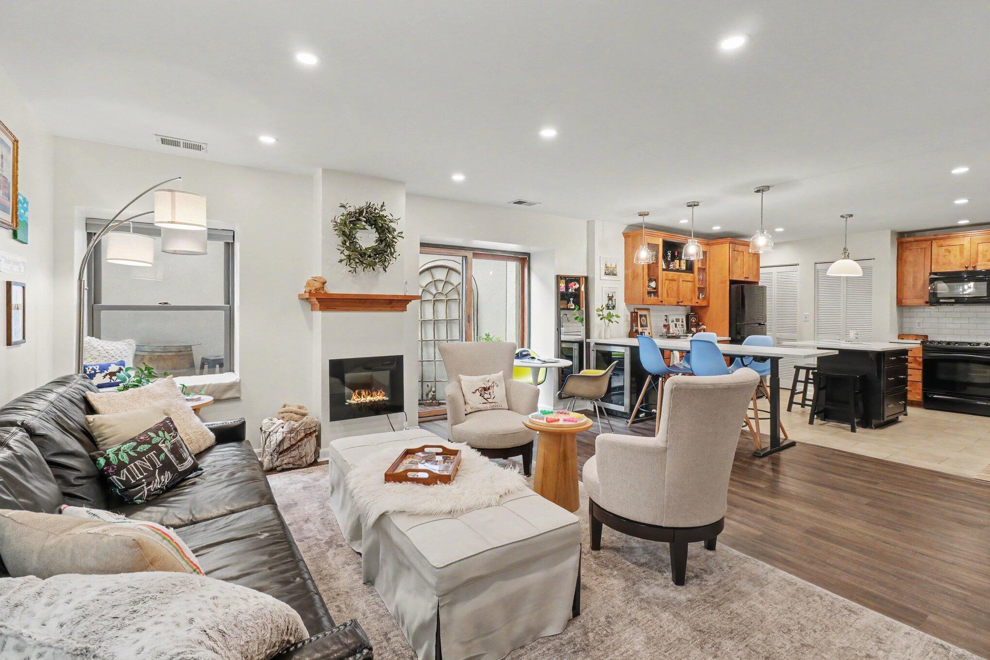 323 E 2nd Street, 105