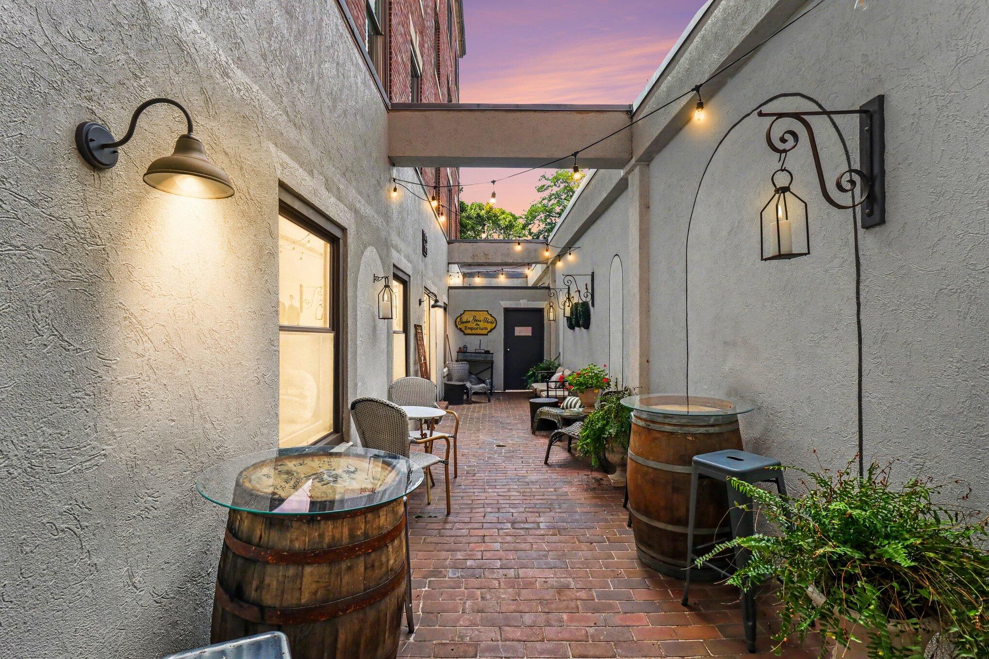 323 E 2nd Street, 105
