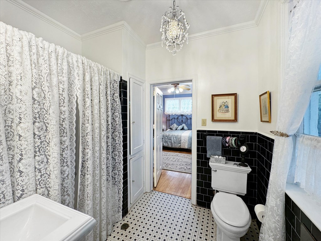 1001 N Jackson Street