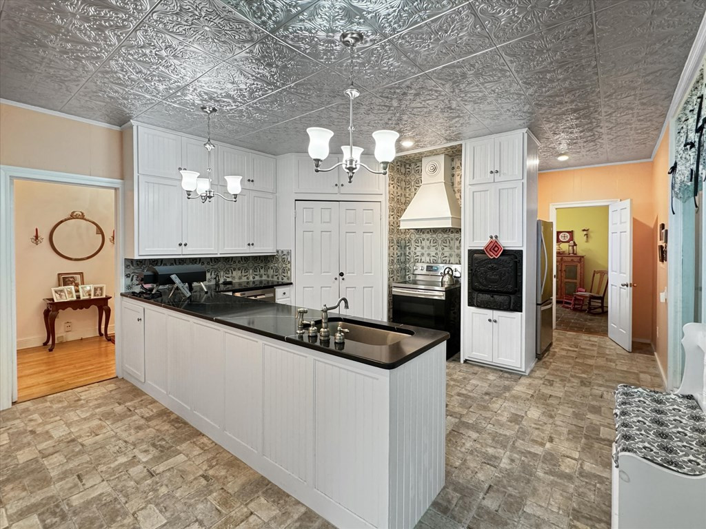 1001 N Jackson Street