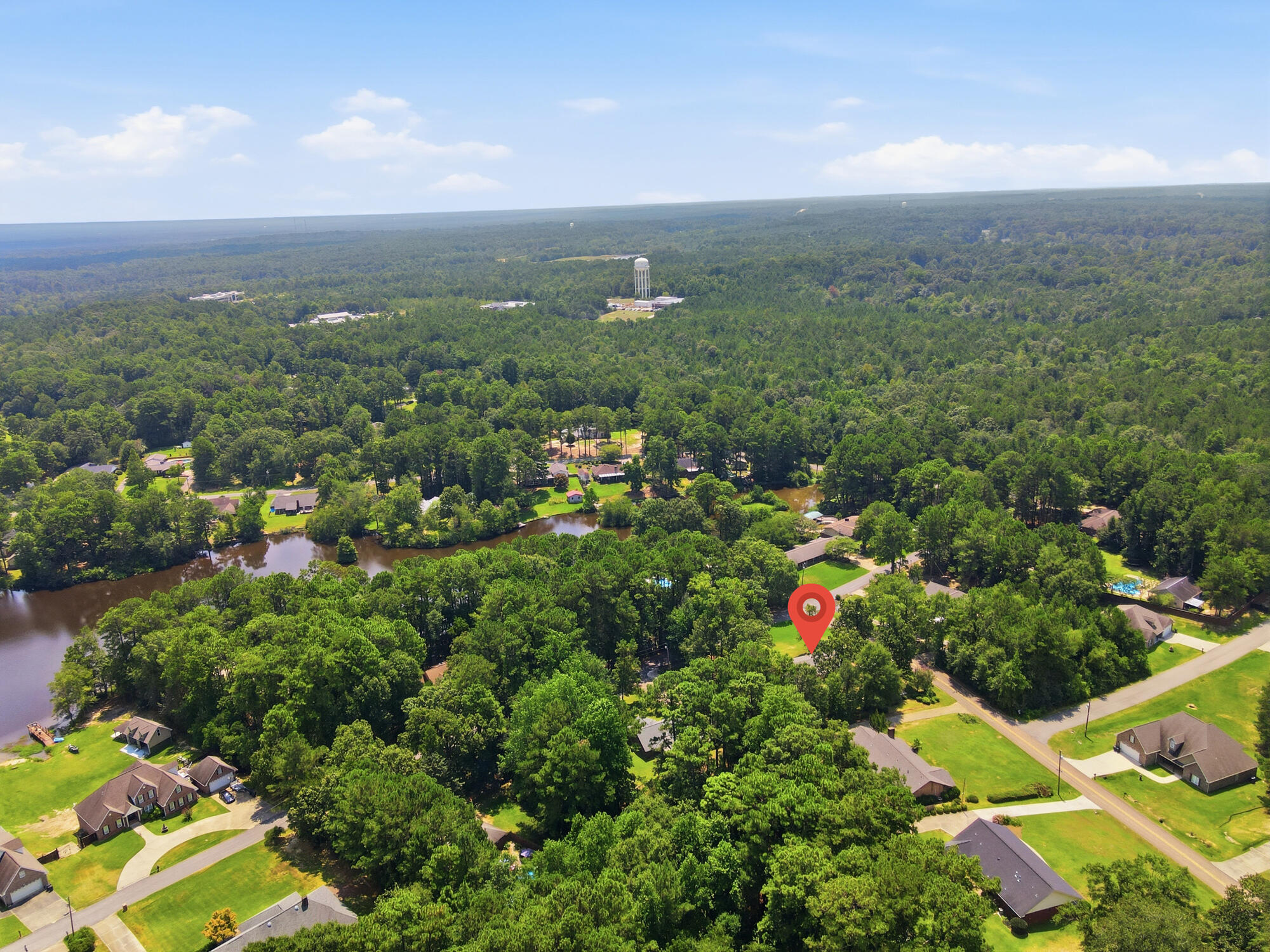 118 W Lakeside Dr.