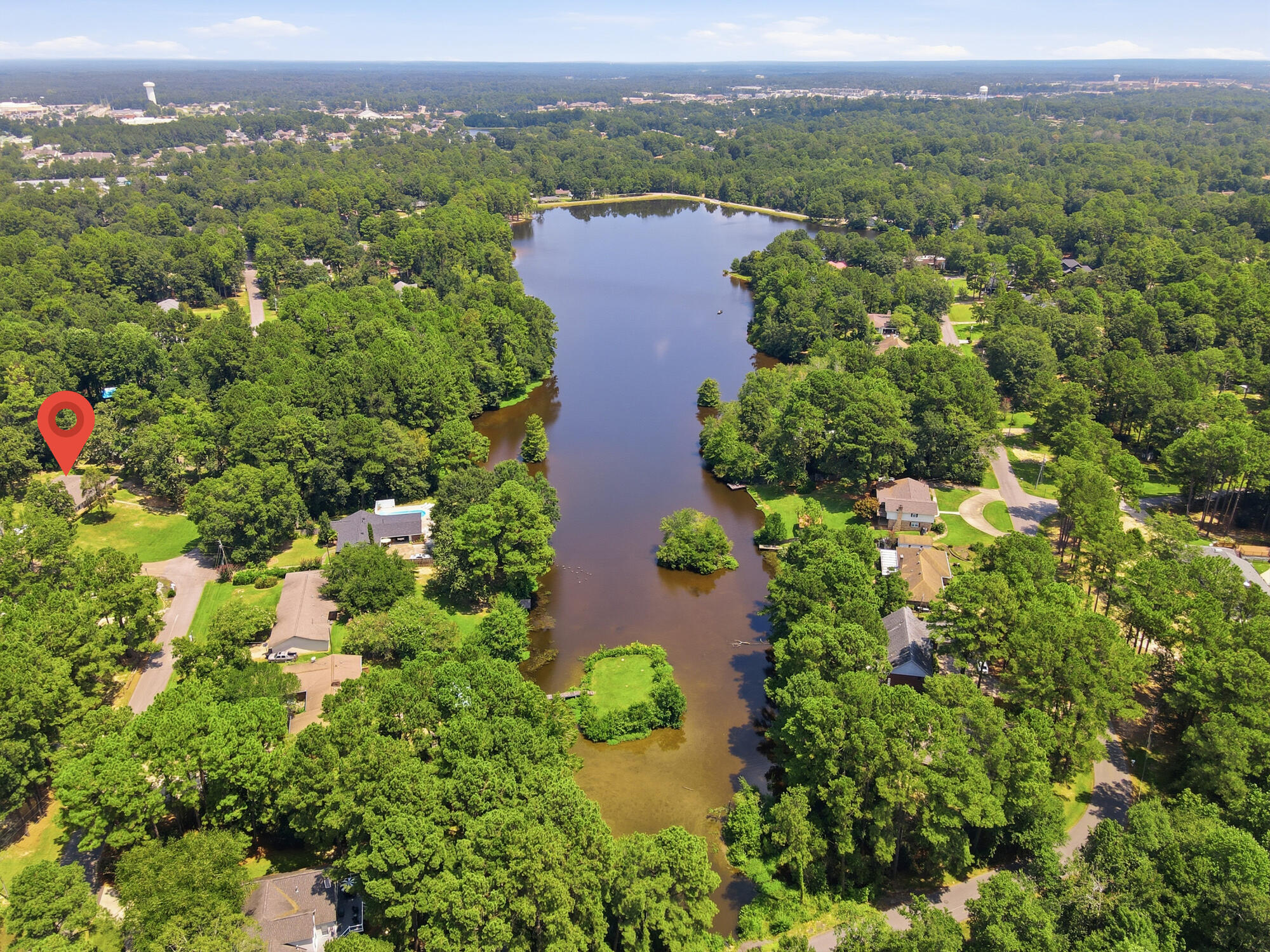 118 W Lakeside Dr.