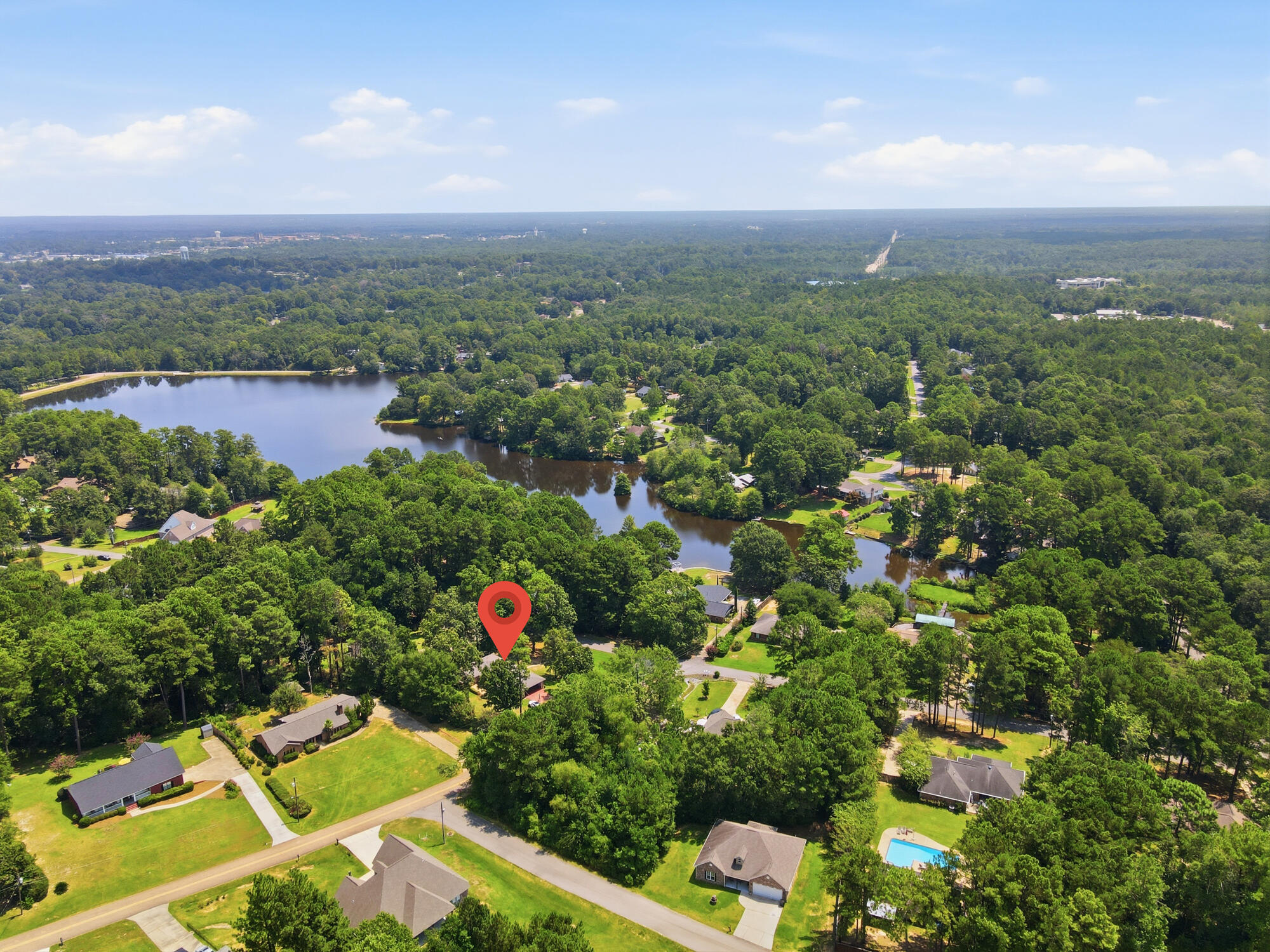 118 W Lakeside Dr.