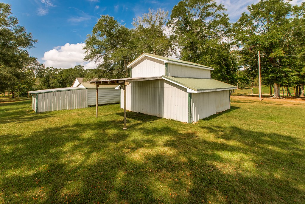 29 E Twin Oaks Lane