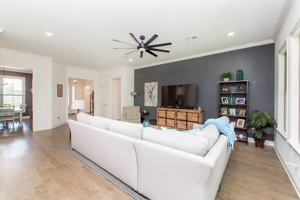 607 Deason Drive