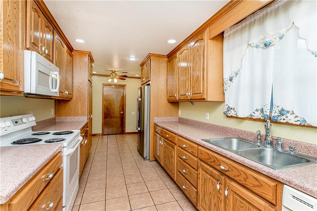 20723 HWY 439 Highway