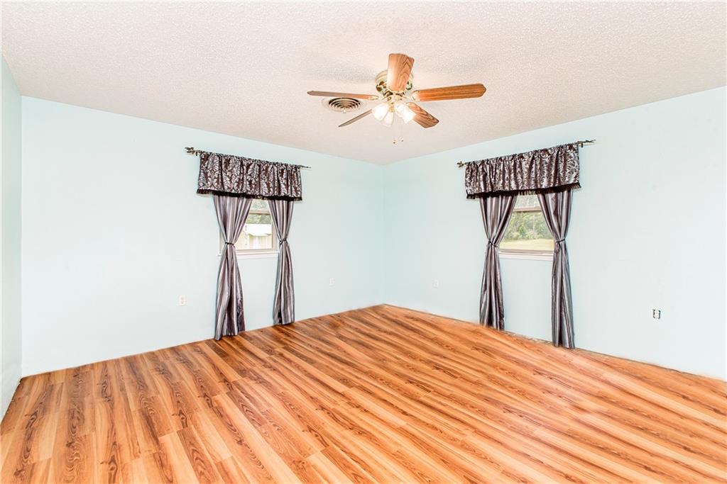 20723 HWY 439 Highway