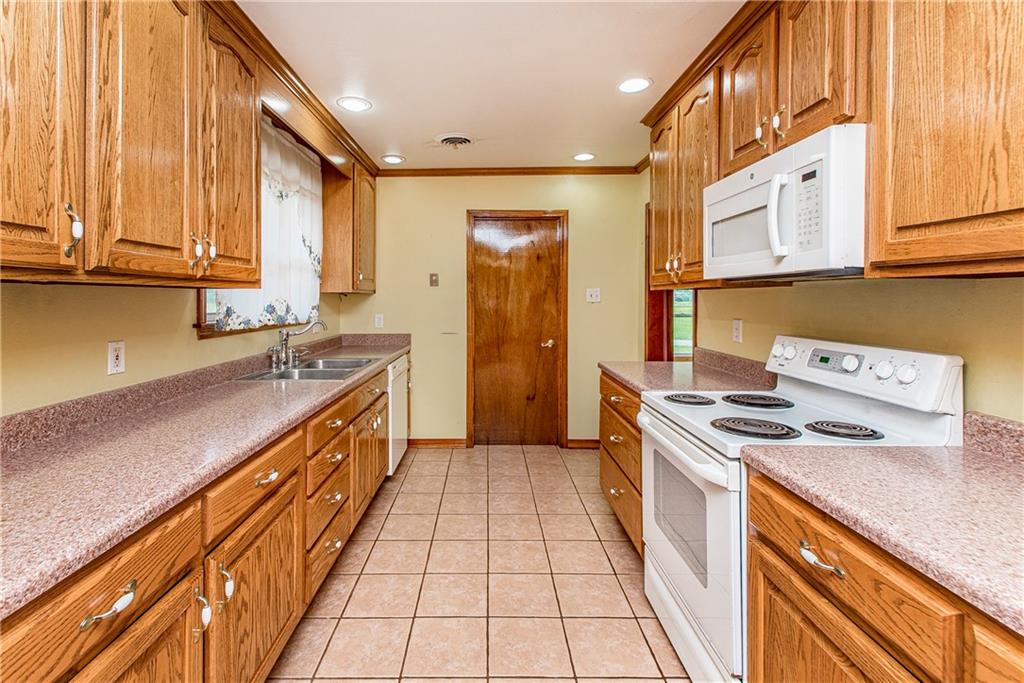 20723 HWY 439 Highway