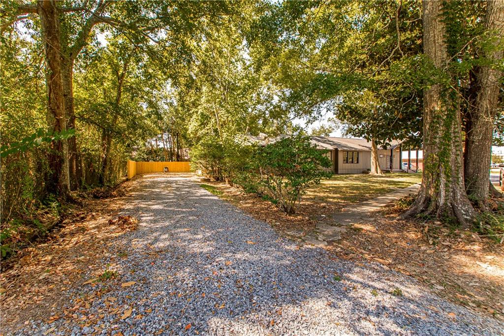 302 LOUISIANA Avenue