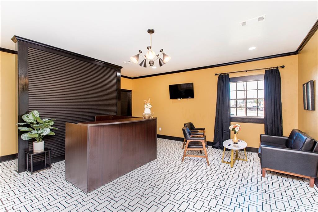 302 LOUISIANA Avenue