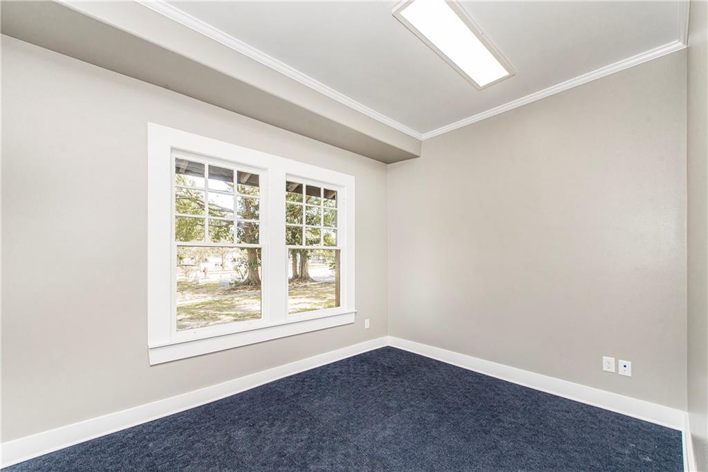 302 LOUISIANA Avenue