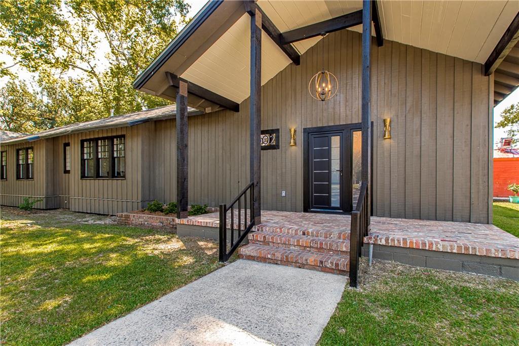 302 LOUISIANA Avenue