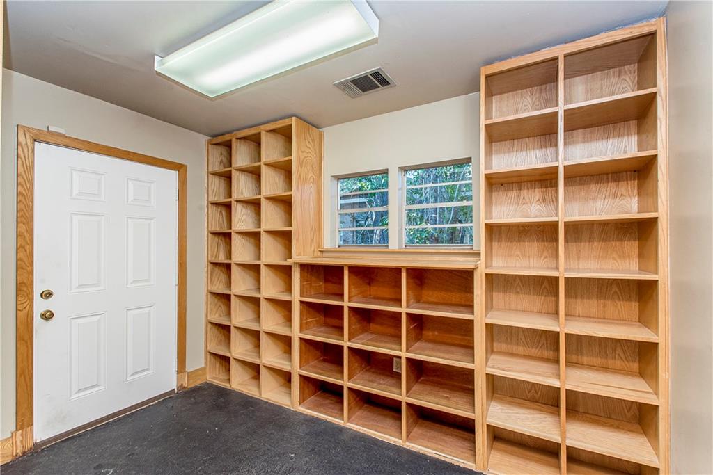 726 LOUISIANA Avenue