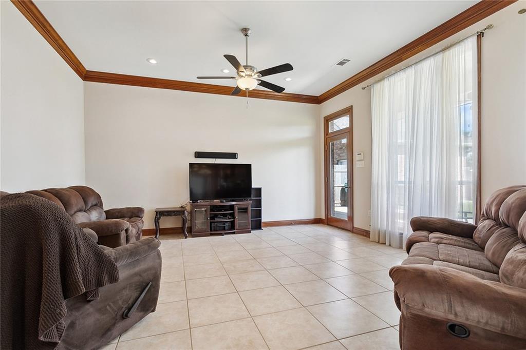 80285 MEADOW LARK Loop