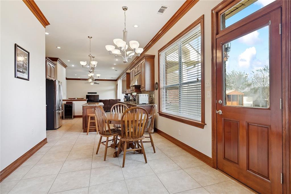 80285 MEADOW LARK Loop