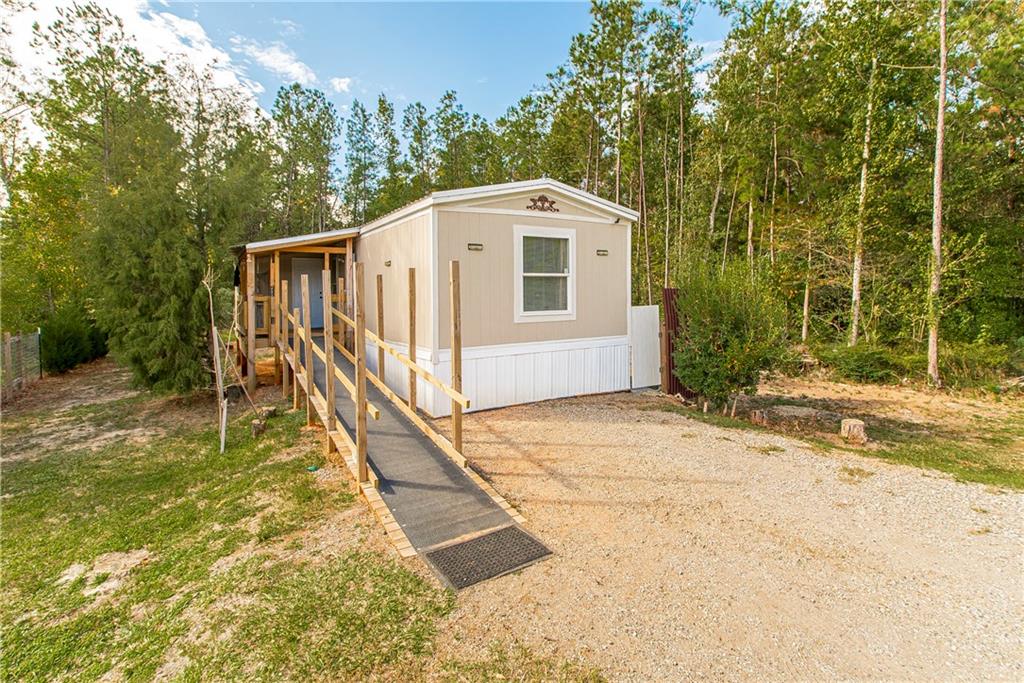 14219 HWY 1075 Highway