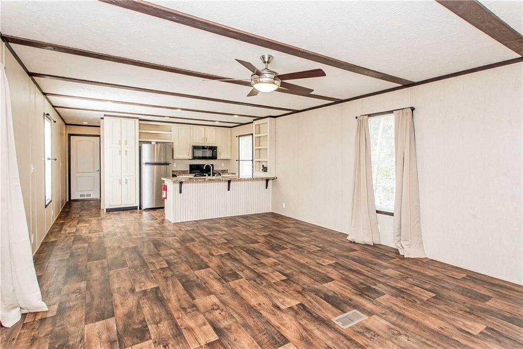 14219 HWY 1075 Highway