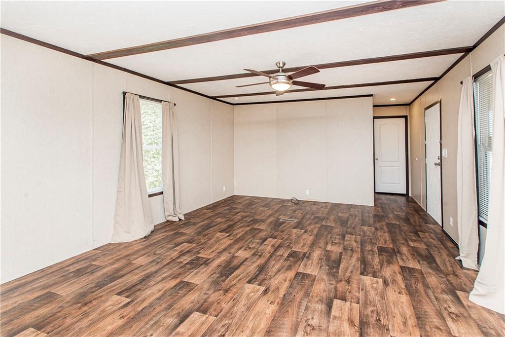 14219 HWY 1075 Highway