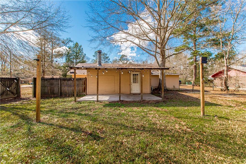 1300 VICTORIA Street