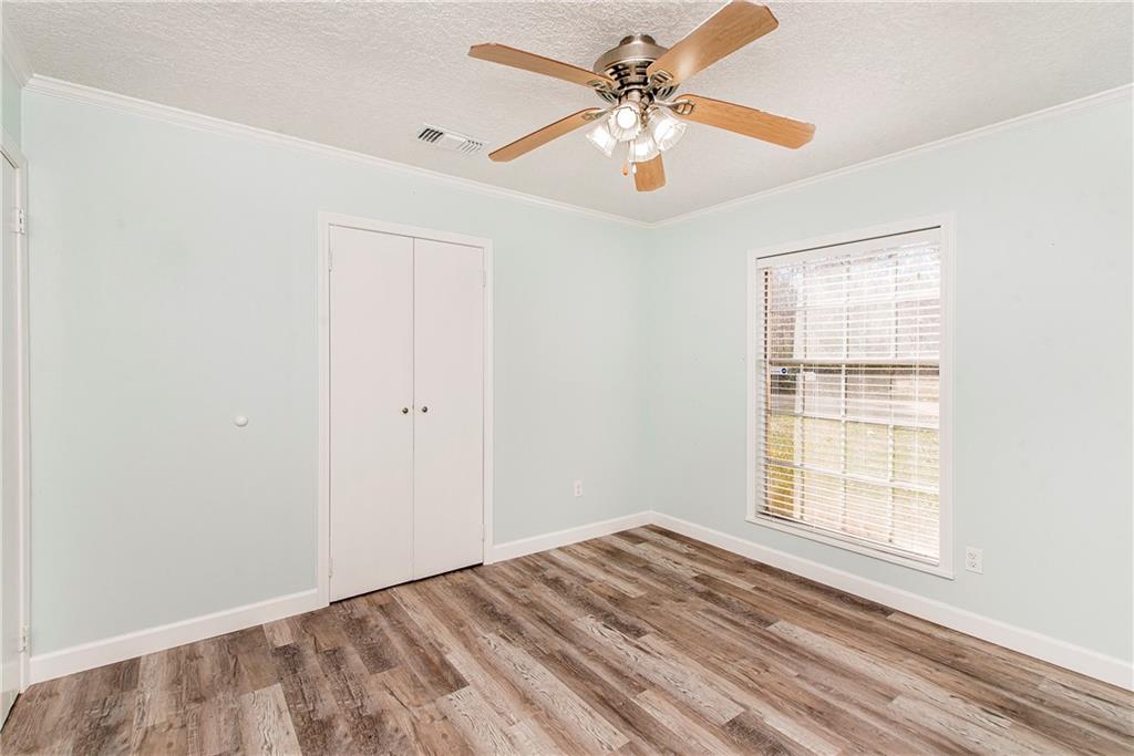 1300 VICTORIA Street