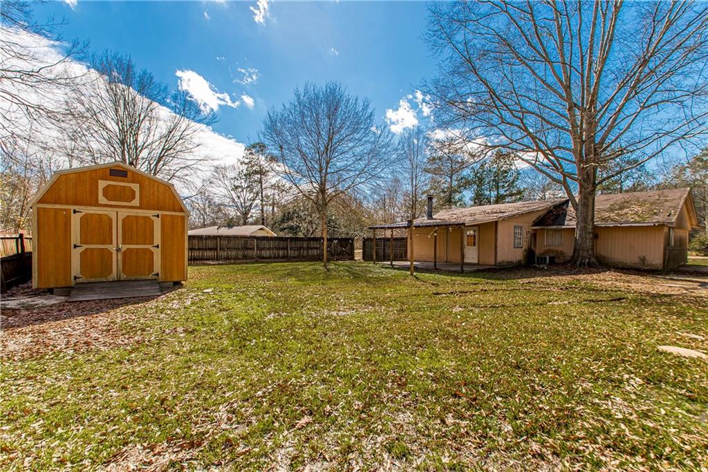 1300 VICTORIA Street